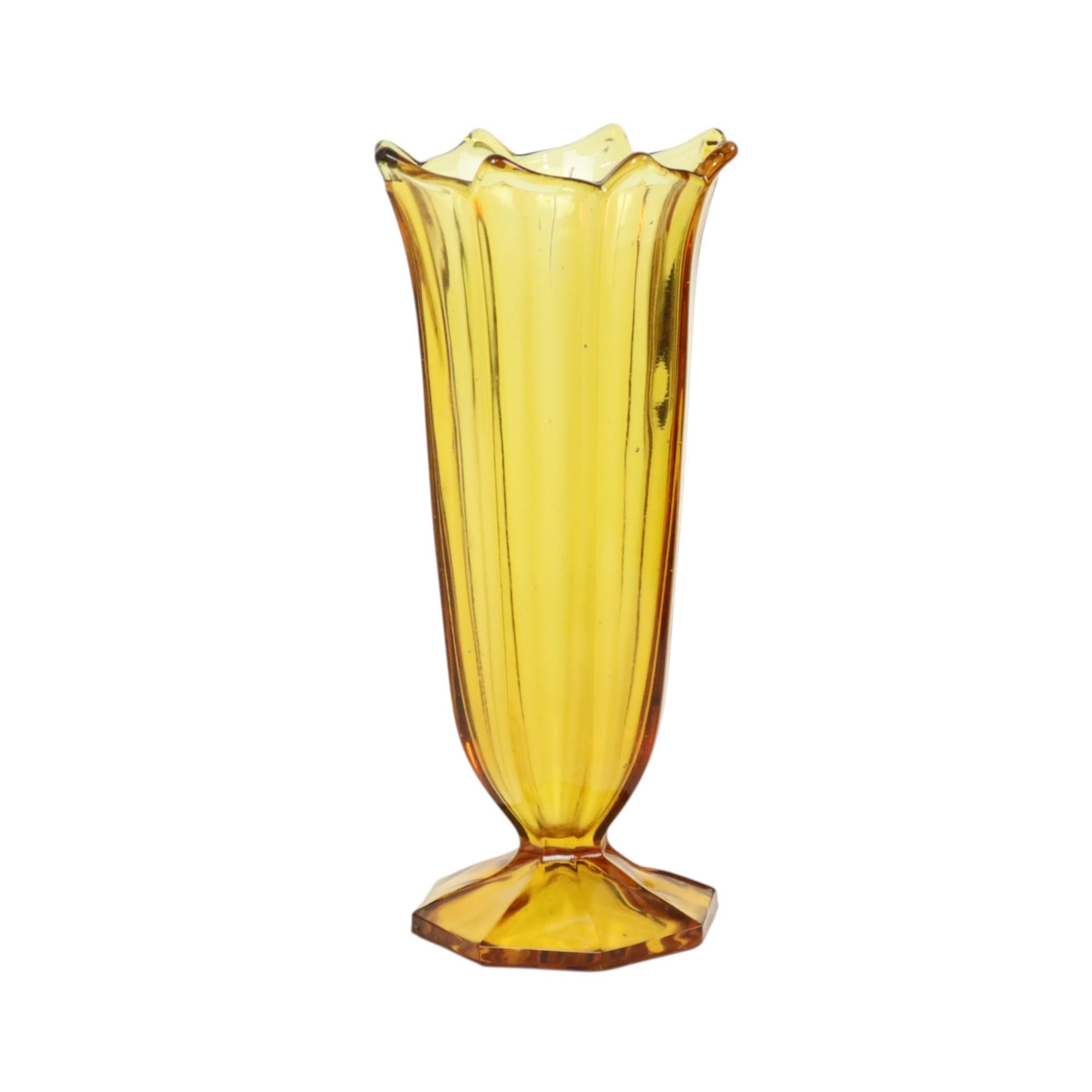 Art Deco Vase Pressed Glass Amber Rosice Glassworks 21cm For Sale 3