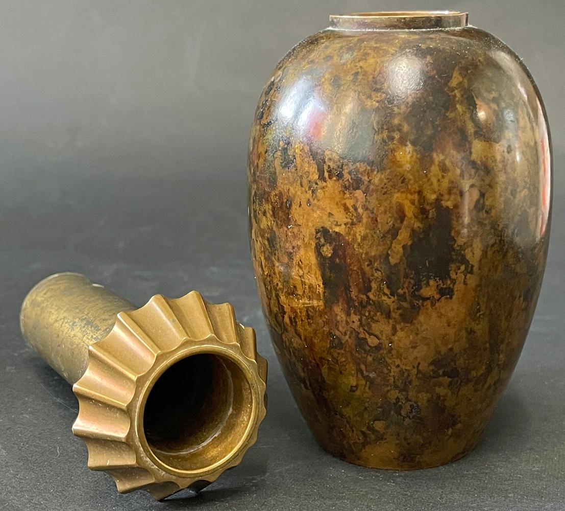Vase im Art-déco-Stil mit Krageneinsatz, seltene Bronze von Evan Jensen, dänischer Meister (Art déco) im Angebot