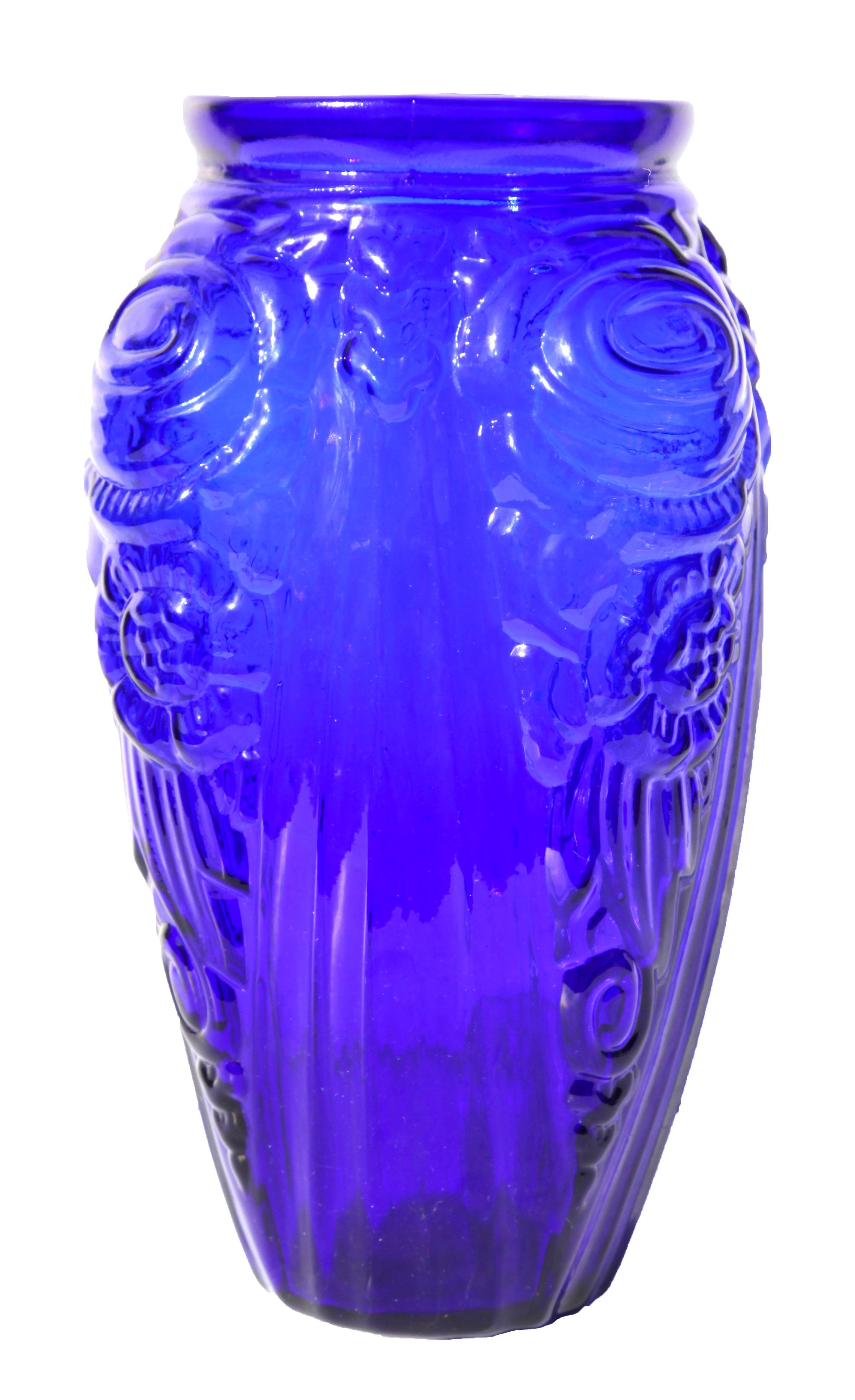 Art Deco Vase with Frosted Flower Motif, Julius Stolle 'Niemen Stolle, Poland' For Sale 2