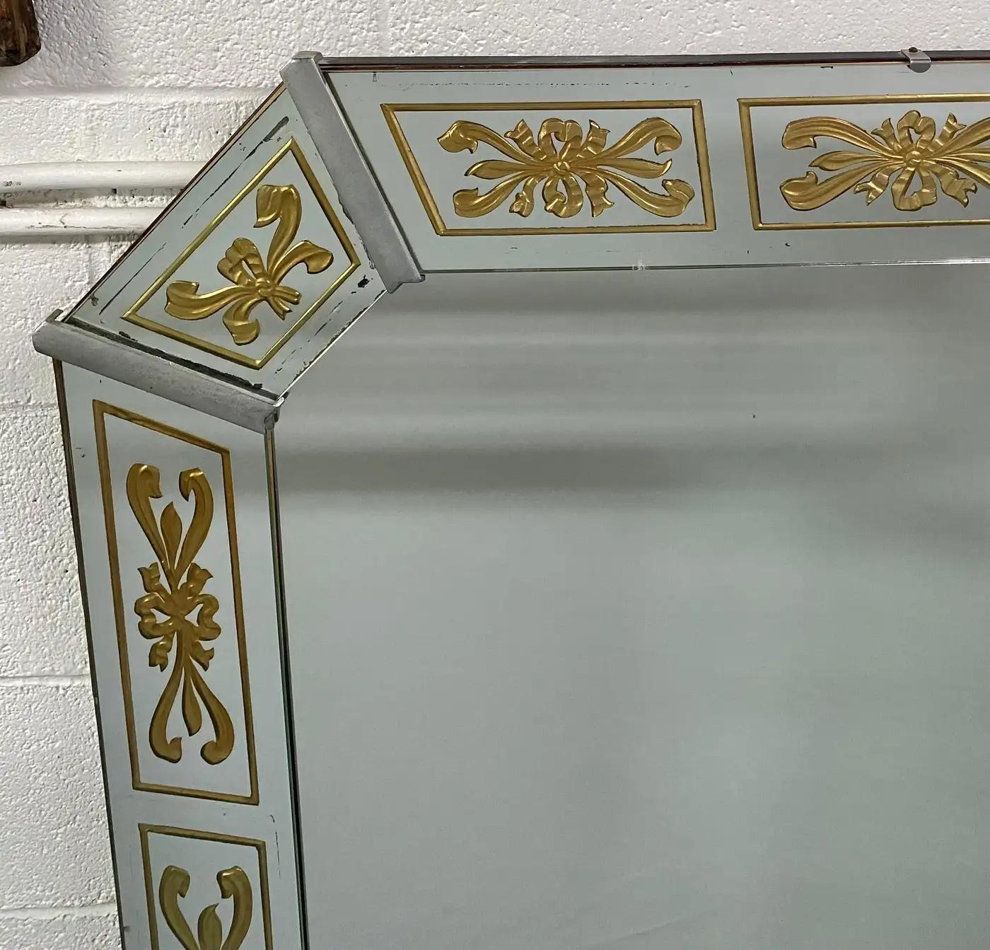 Espejo de Pared Grande Art Decó Veneciano Eglomise Diseño Lazo y Cinta Dorados en venta 3