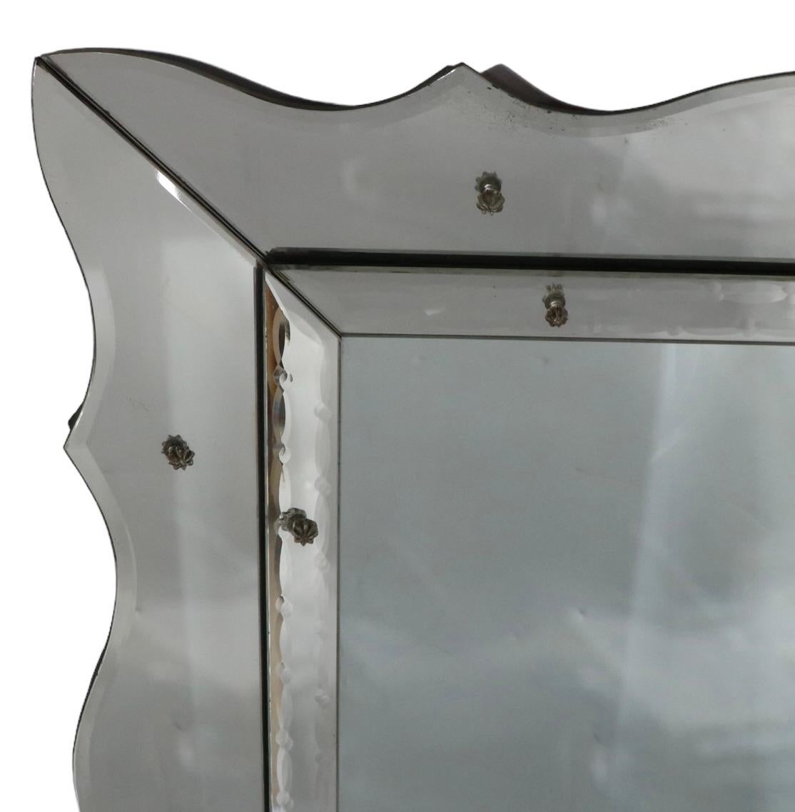 Art Deco Wandspiegel im venezianischen Stil, ca. 1930 - 1950 im Angebot 1