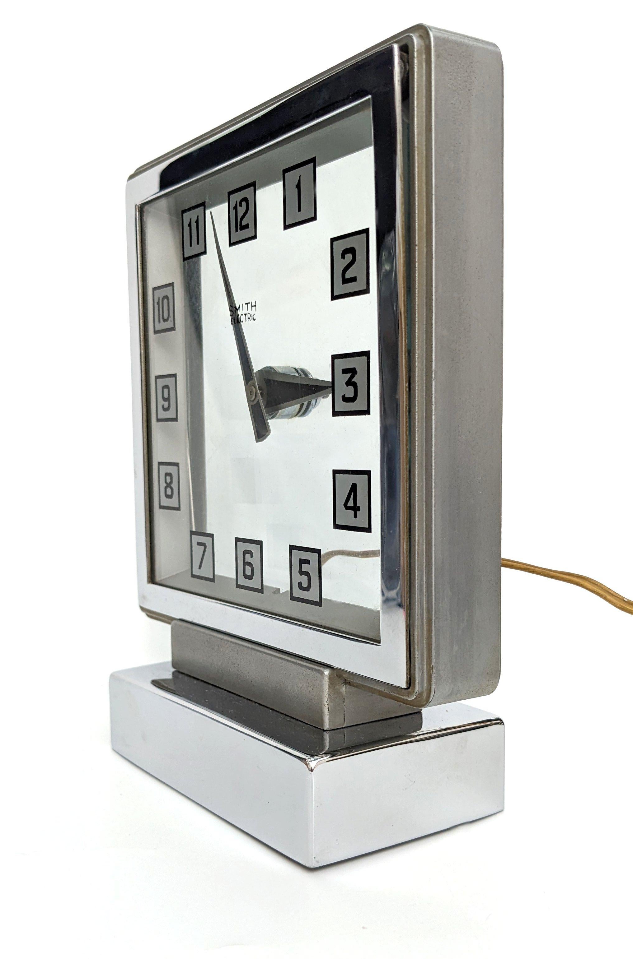 Art déco Horloge Mystery de Smiths électrique anglaise très rare des années 1930 en vente