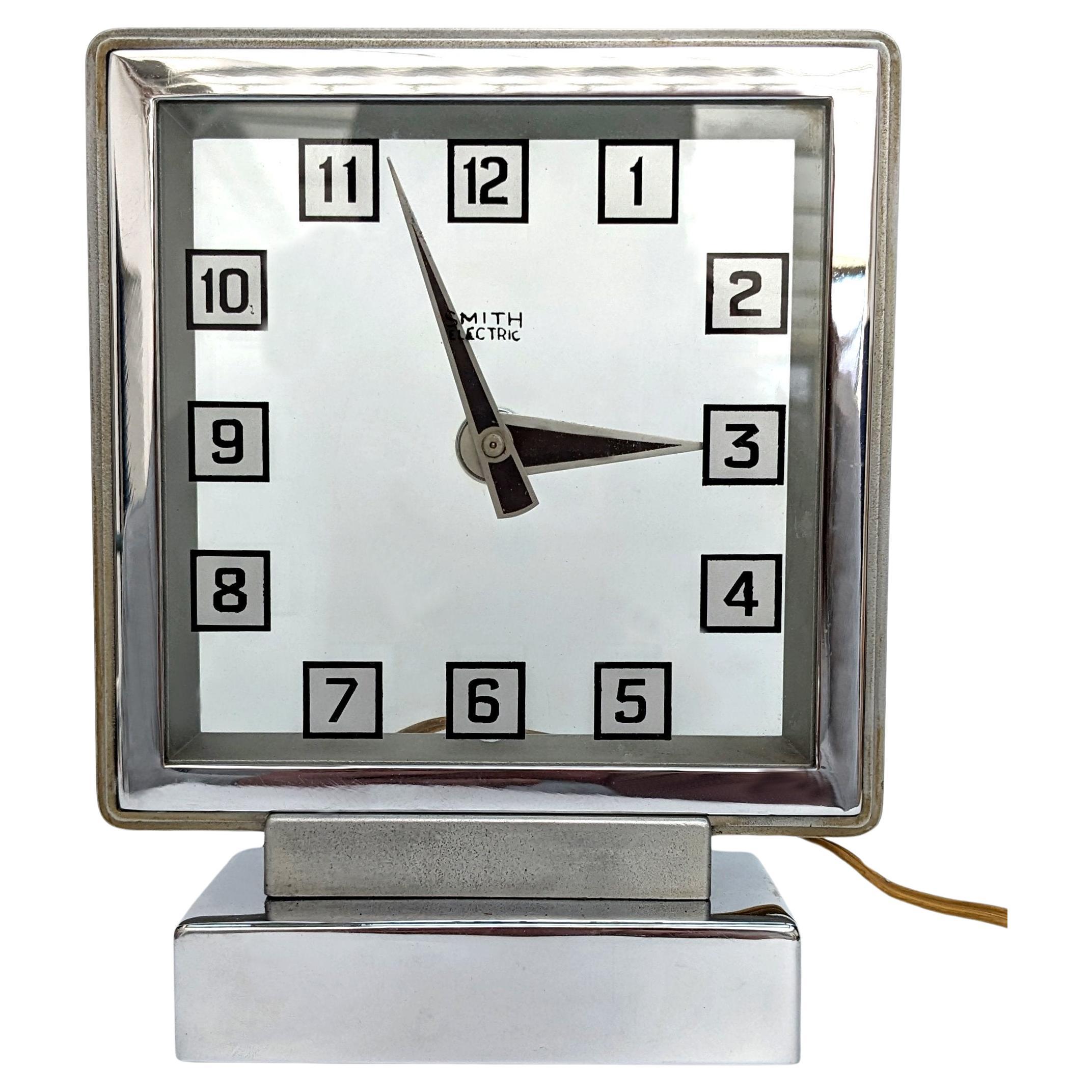 Art Deco Very Rare 1930s English Smiths Electric 'Mystery Clock' For Sale
