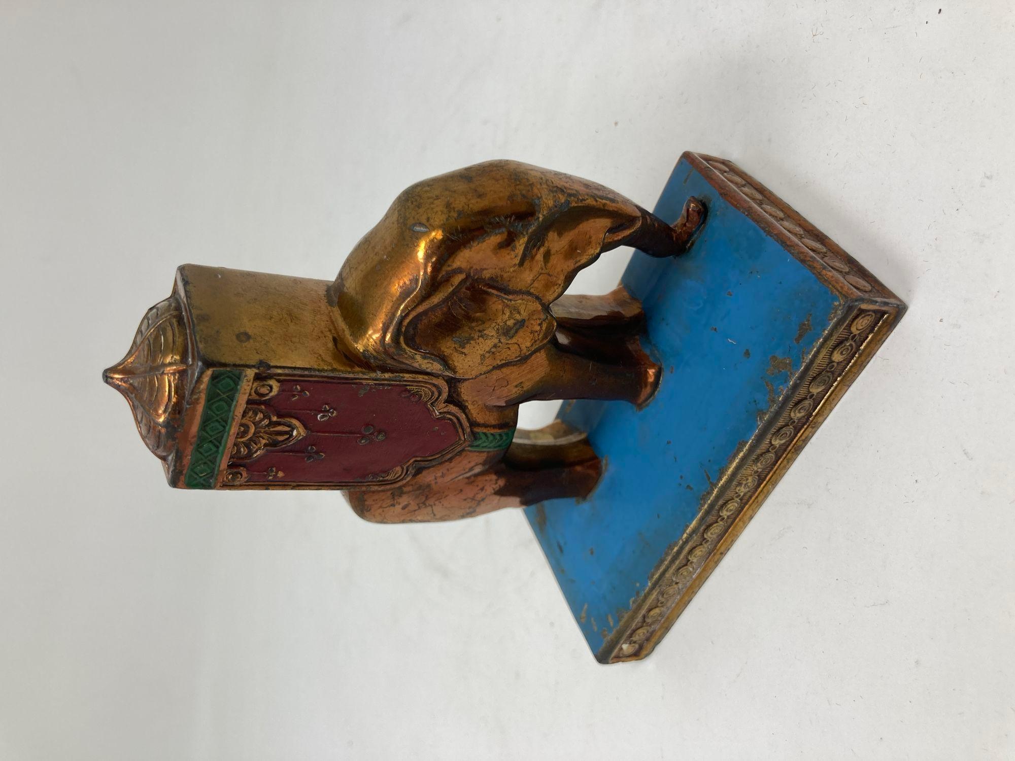 Art Deco Victorian Anglo Indian Blau Rot Emaille Metall Elefant Briefbeschwerer (19. Jahrhundert)