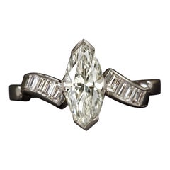 Art Deco Vintage 1.70 Carats Marquise Diamond Solitaire Platinum Ring