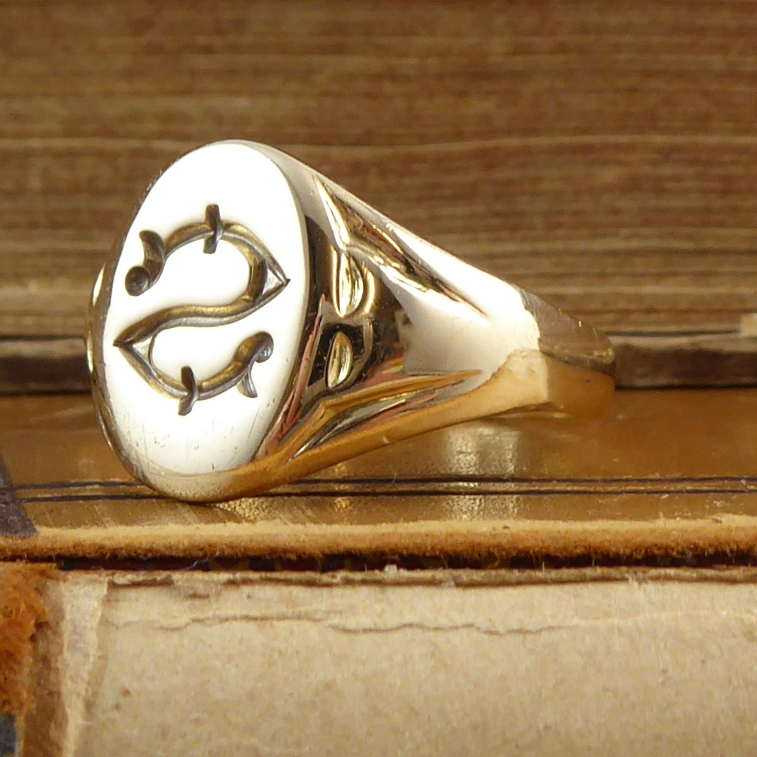 hg&s gold signet ring