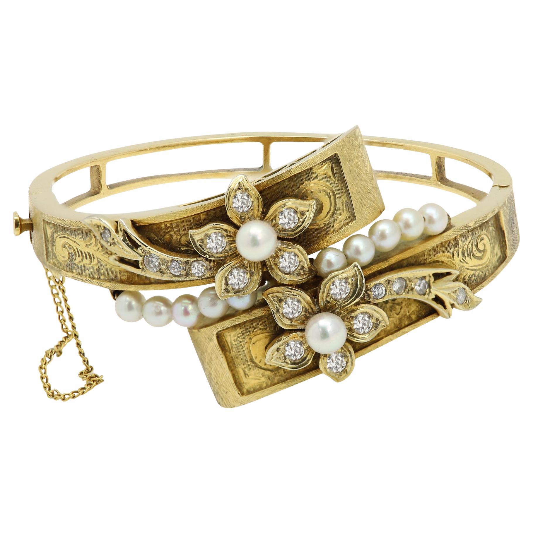 Art Deco Vintage Bangle 14k Yellow Gold Circa early 1900
s