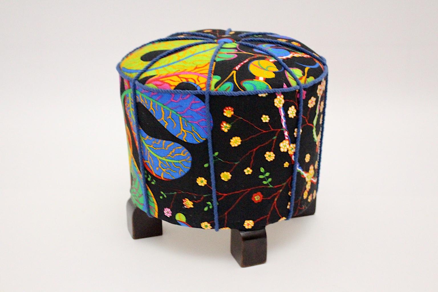 Art Deco Vintage Beech Pouf or Stool with Josef Frank Fabric, 1930s, Austria For Sale 7