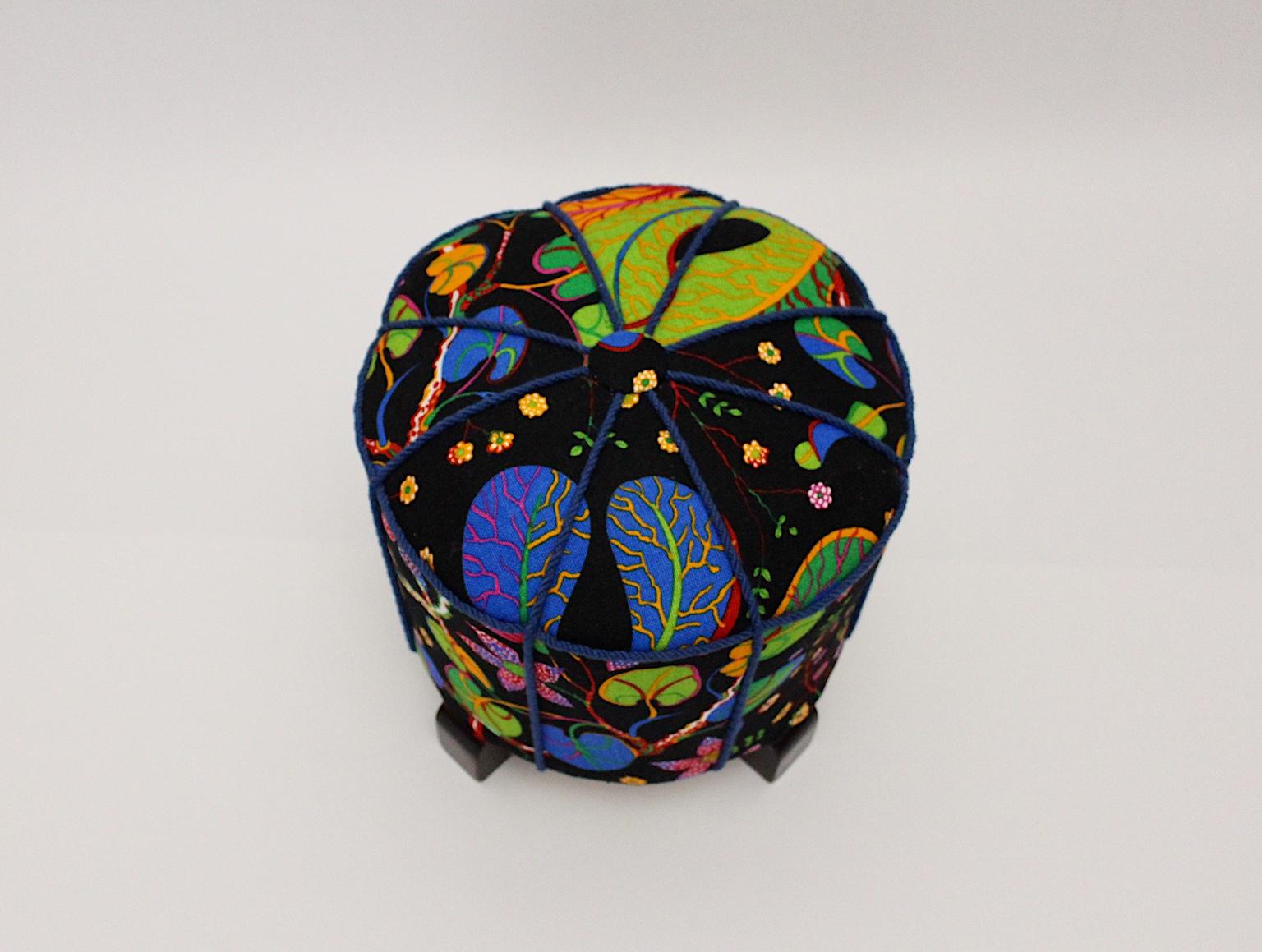 Art Deco Vintage Beech Pouf or Stool with Josef Frank Fabric, 1930s, Austria For Sale 3