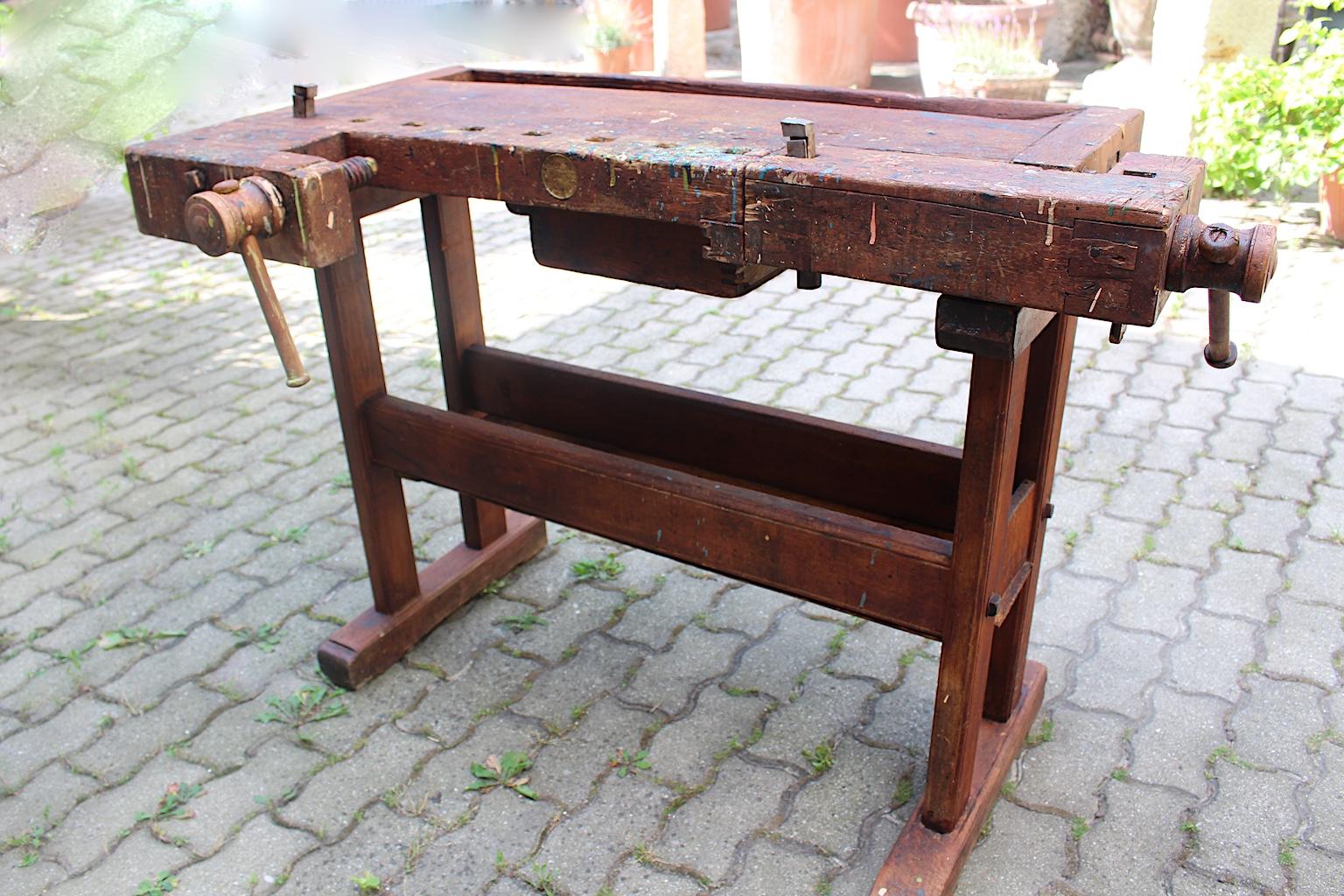 Art Deco Beech Workbench by Johann Weiss Sohn Wien Tool Factory, circa 1920s In Good Condition In Vienna, AT