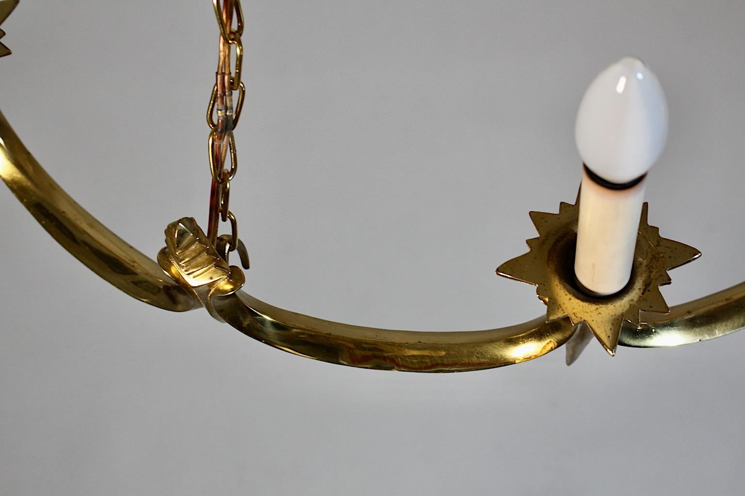 Lampadario circolare in ottone Art of Vintage stile Dagobert Peche 1920s Vienna in vendita 12