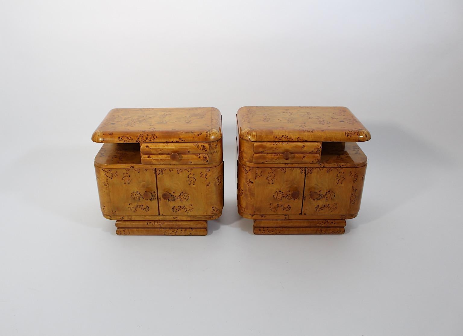 Art Deco Vintage Brown Pappel Nachttische Pair Duo 1930er Wien (Art déco) im Angebot