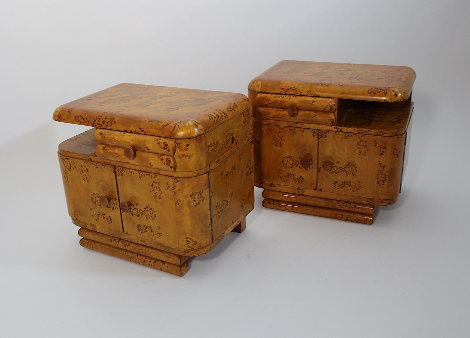 Art Deco Vintage Brown Pappel Nachttische Pair Duo 1930er Wien im Angebot 1
