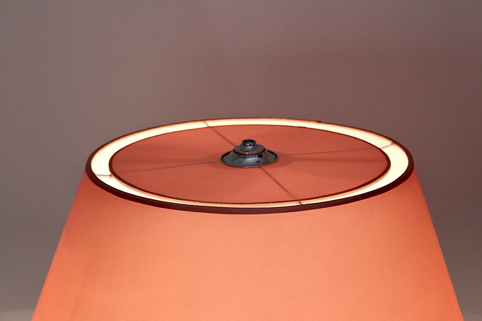 Lampadaire vintage en cerisier de style moderne du milieu du siècle dernier Julius Jirasek circa 1945 Vienne en vente 3