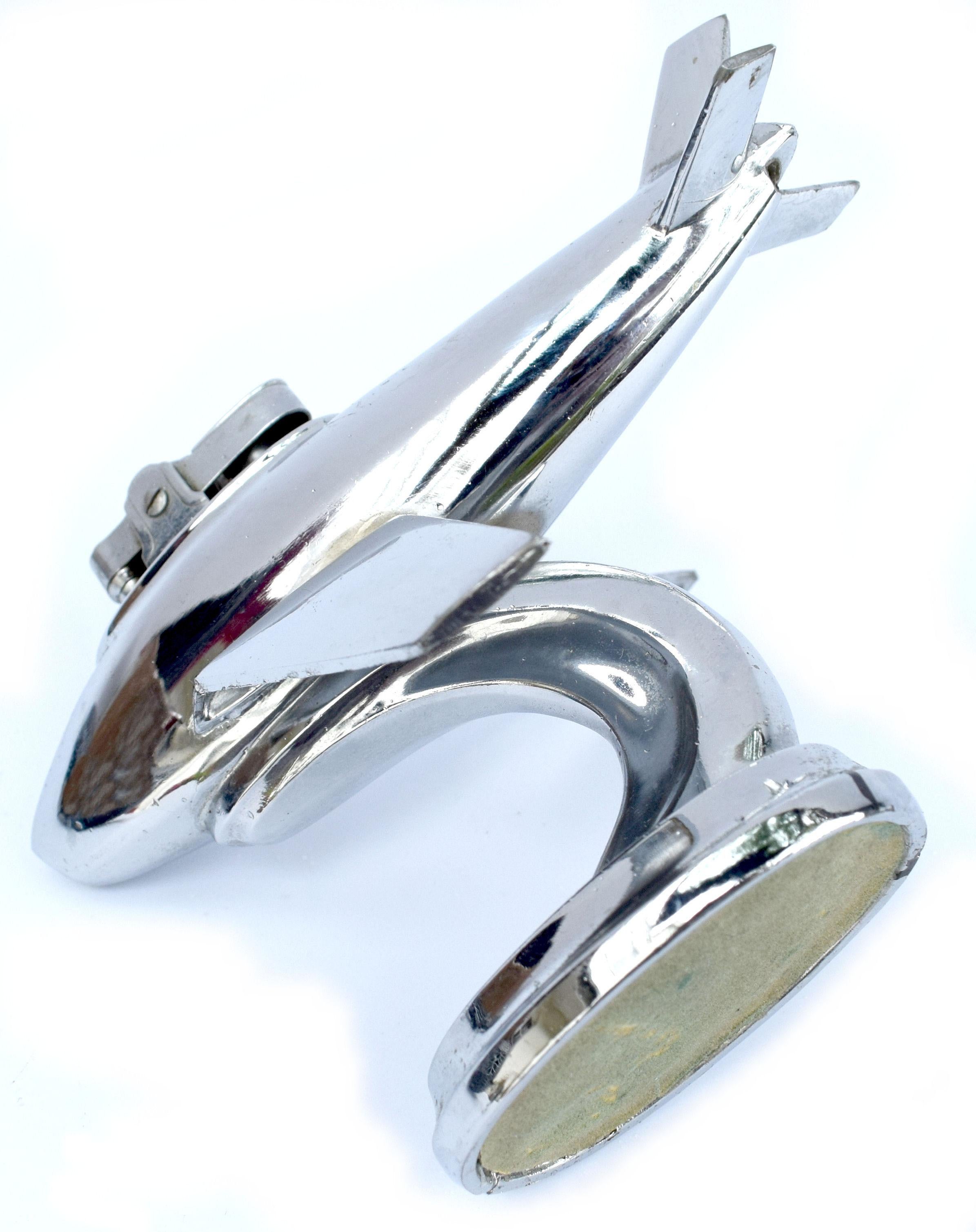 Art Deco Vintage Chrome Airplane Table Lighter In Good Condition In Devon, England