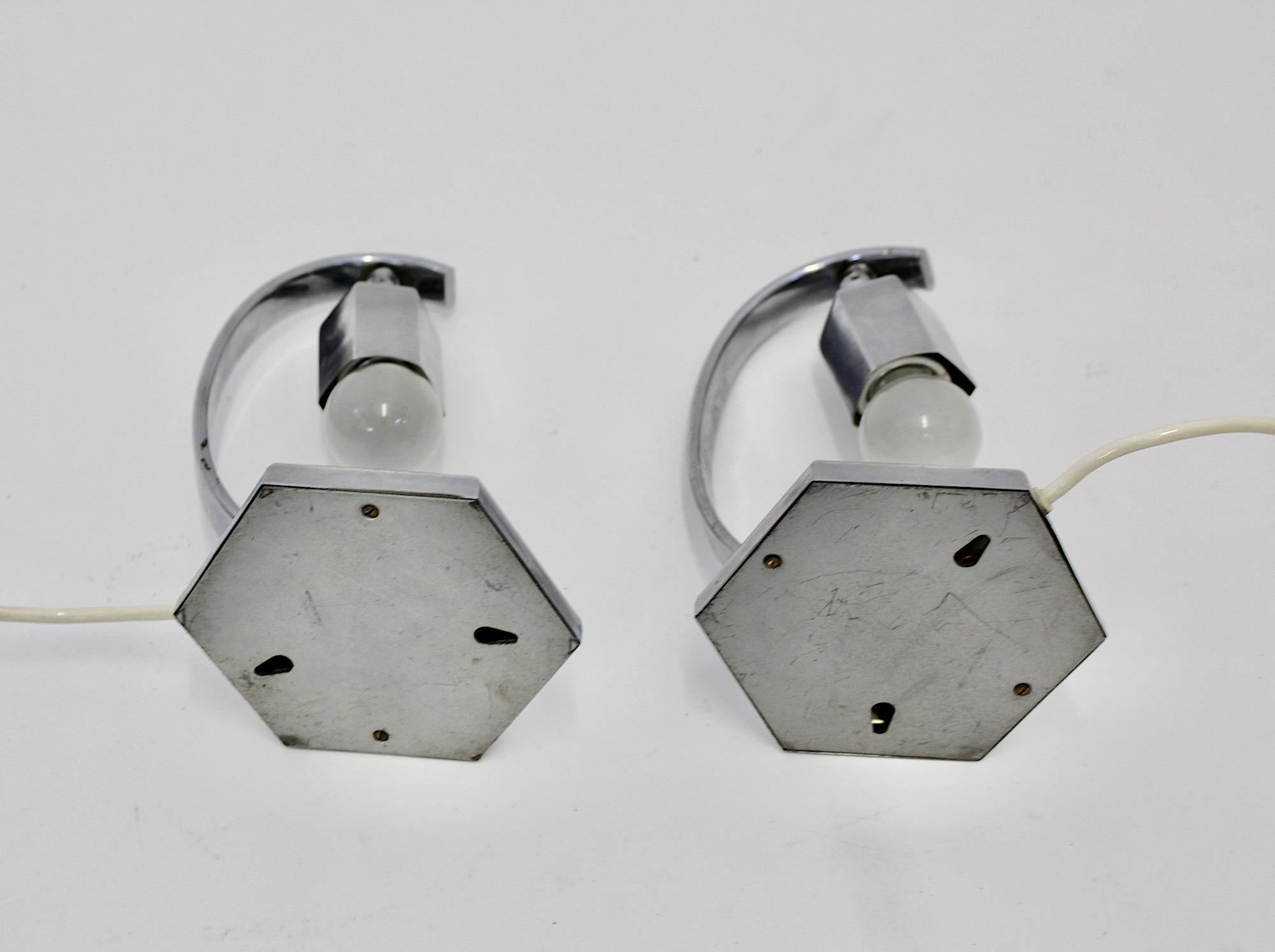 Art Deco Vintage Chromed Pair Nightstand Lamps Table Lamps Bellflower Austria For Sale 5