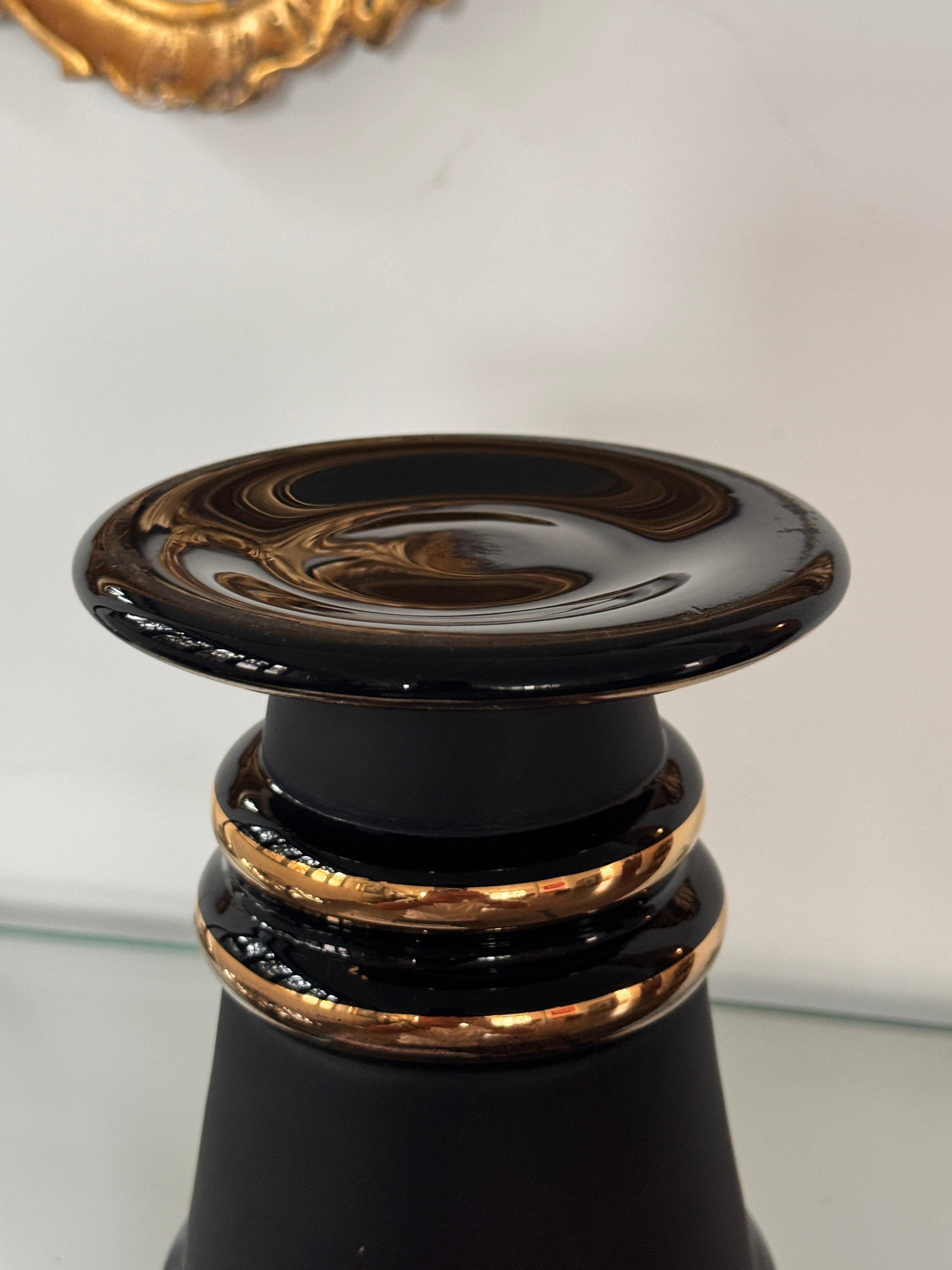 Art Deco Vase aus dunklem Glas, 1930er Jahre im Angebot 2