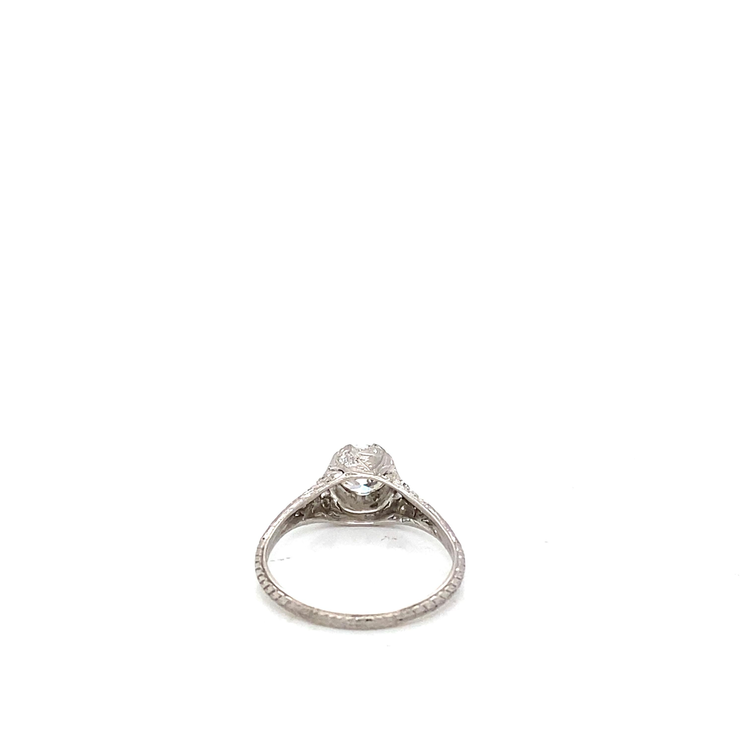 Art Deco Vintage Transitional Round Diamond and Platinum Engagement Ring For Sale 2