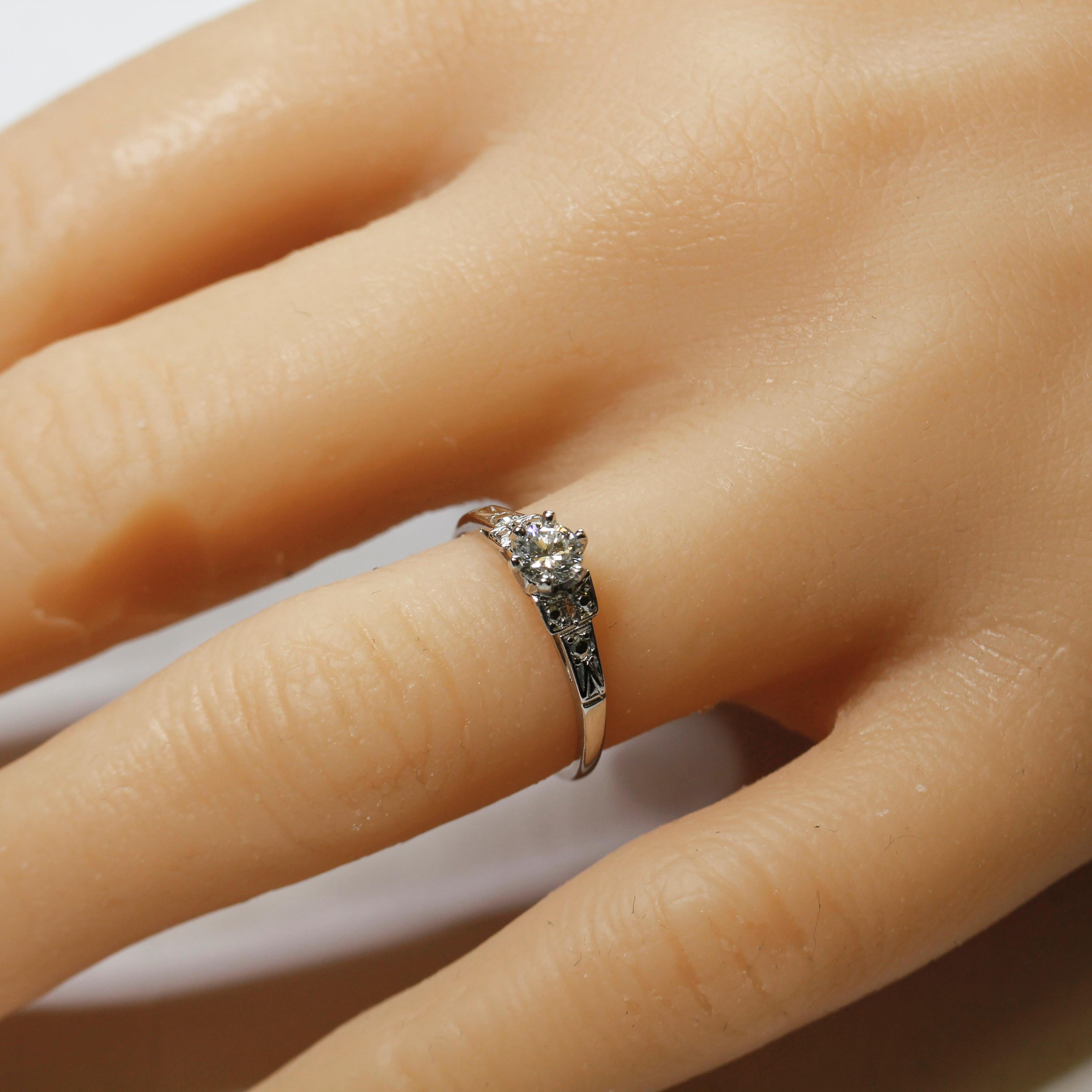Brilliant Cut Art Deco Vintage Diamond Engagement Ring For Sale