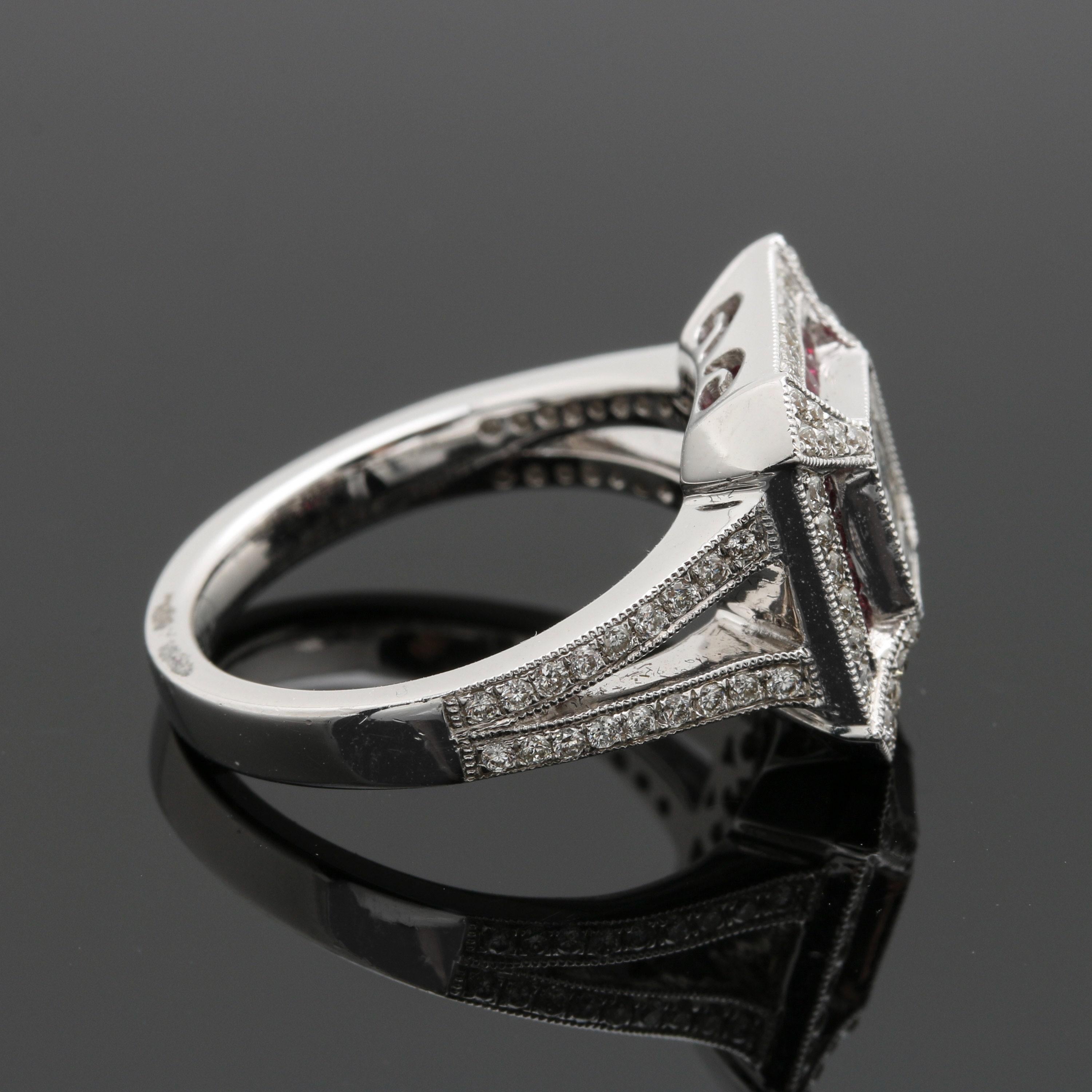 For Sale:  Art Deco Vintage Diamond Engagement Ring Antique Diamond White Gold Fashion Ring 3