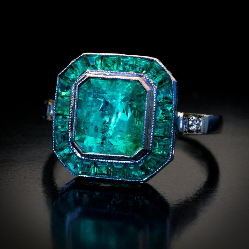 vintage emerald cluster ring