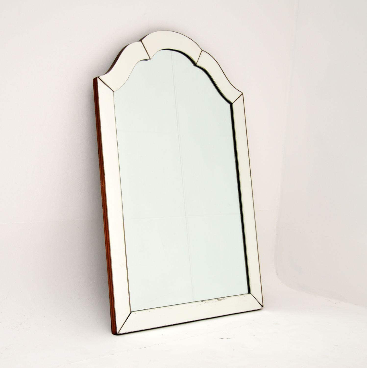 Mid-20th Century Art Deco Vintage Etched Mirror