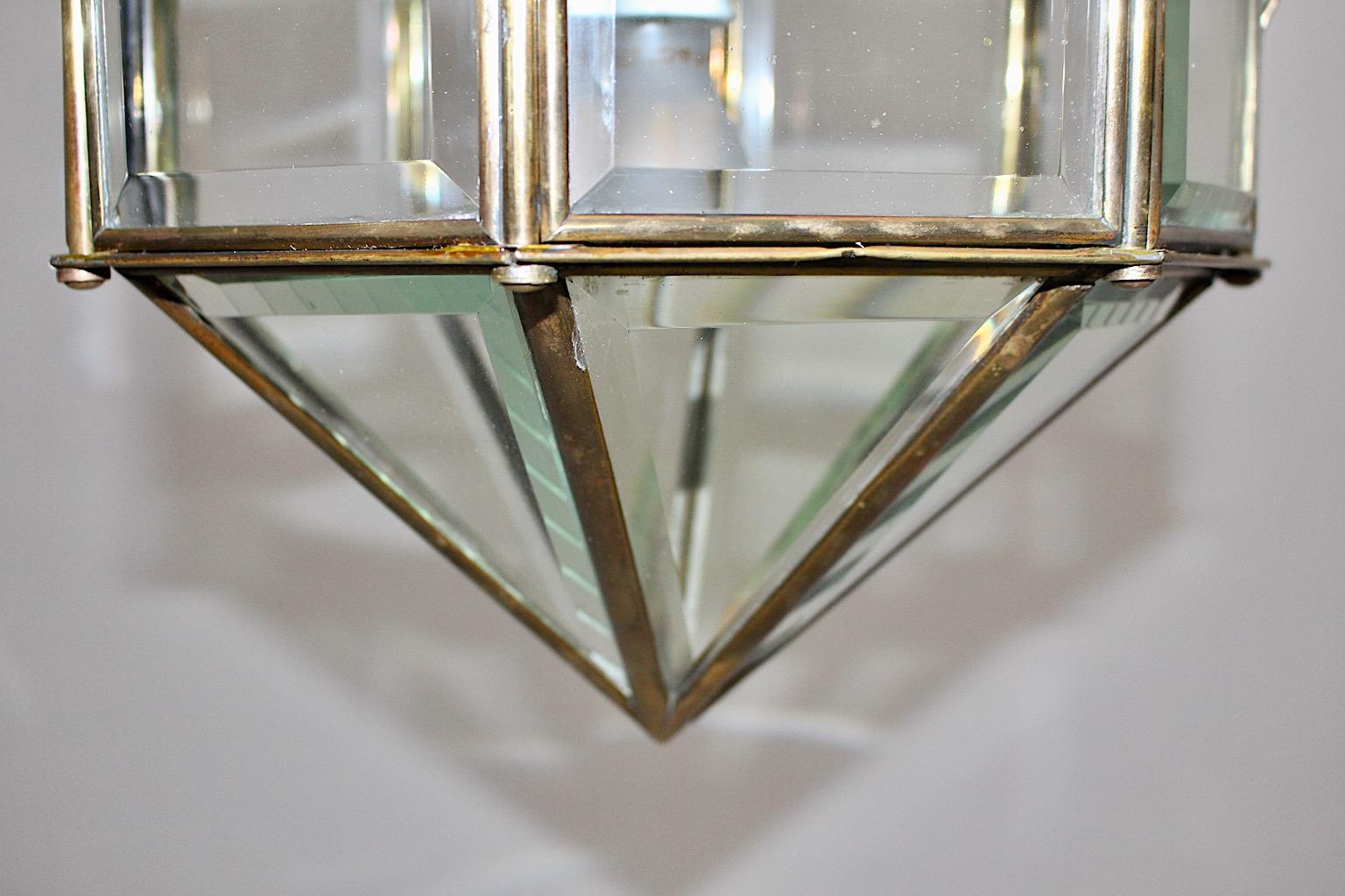 Art Deco Vintage Flush Mount Hoffmann Style Clear Glass Brass circa 1920 Austria For Sale 5