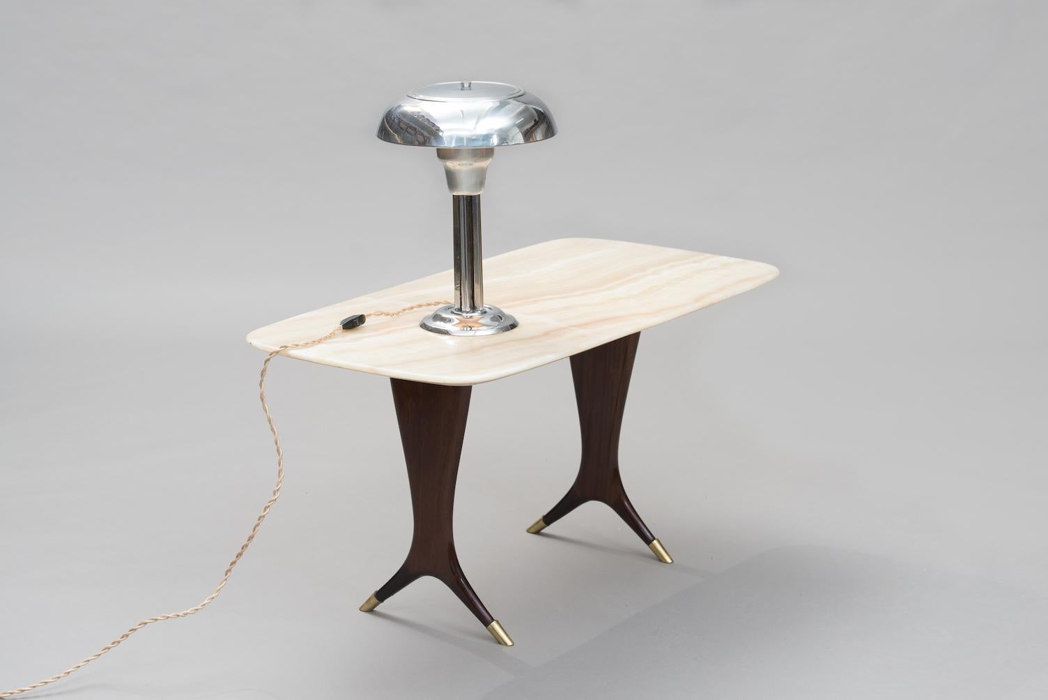 Art deco vintage French Champignon table lamp in aluminium and chromed brass.