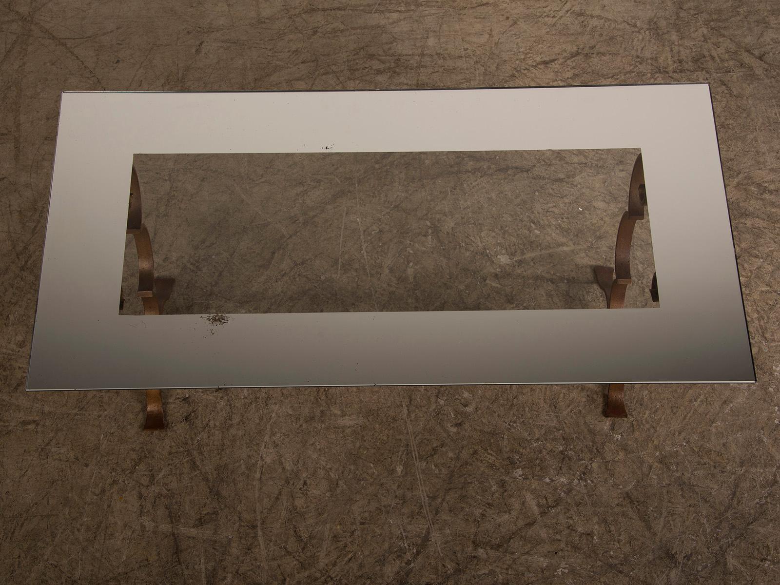 Art Deco Vintage French Gilded Iron Coffee Table France circa 1940 Mirror Top In Good Condition For Sale In Houston, TX