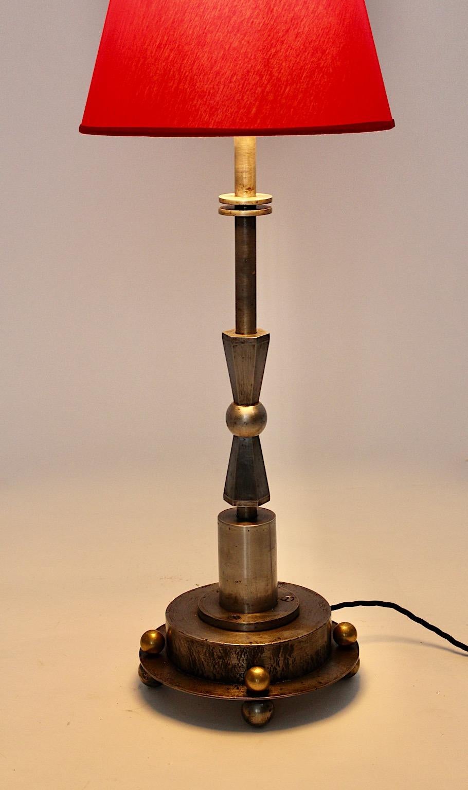 Art Deco Vintage Geometric Iron Brass Table Lamp, 1920s, Austria For Sale 5