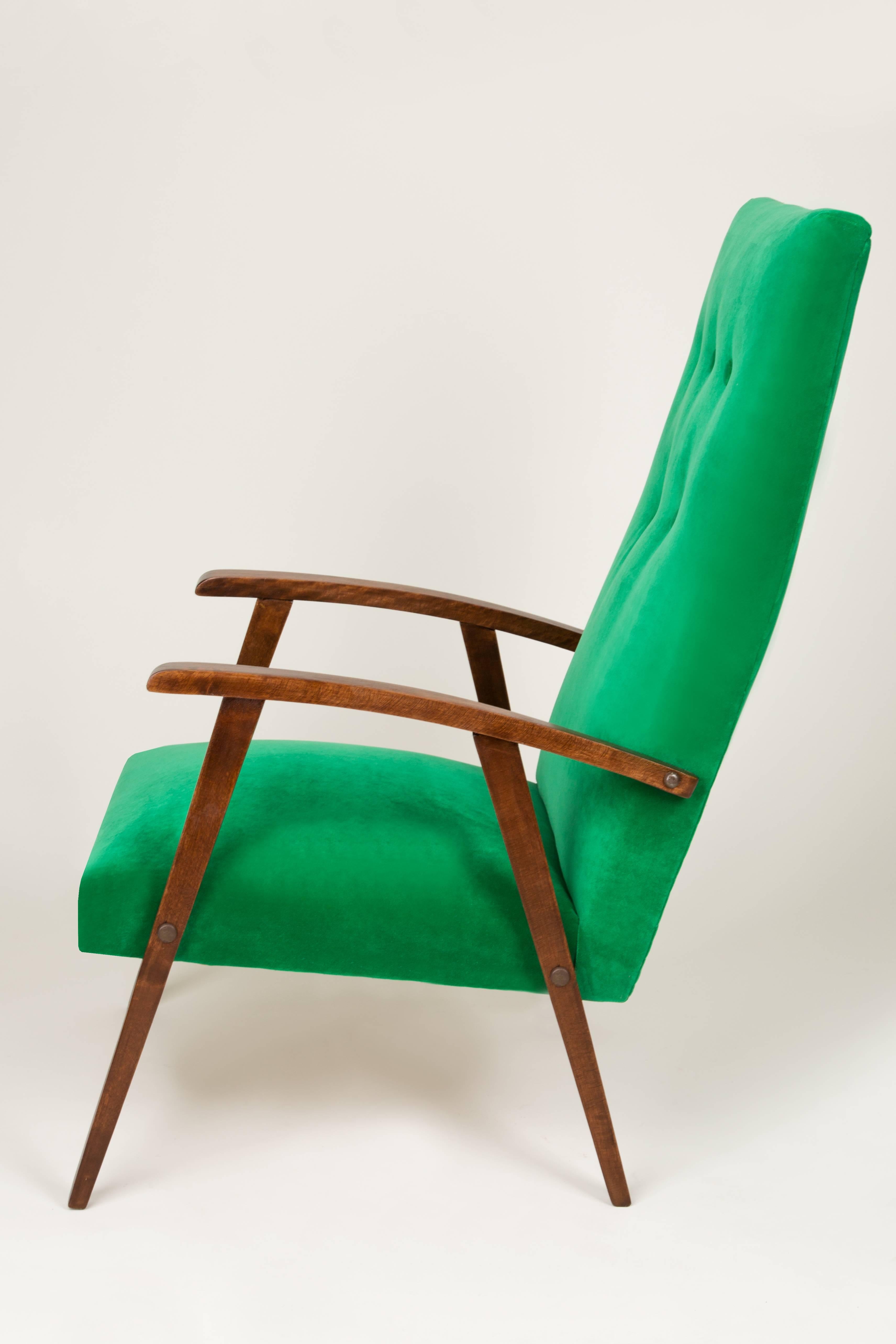 Fait main Fauteuil Art Déco vintage en velours vert, années 1960 en vente