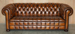 ART DECO ViNTAGE TEINTE A LA MAIN RESTAURATION COMPLETE DU CHESTERFIELD EN CUIR MARRON WHISKY