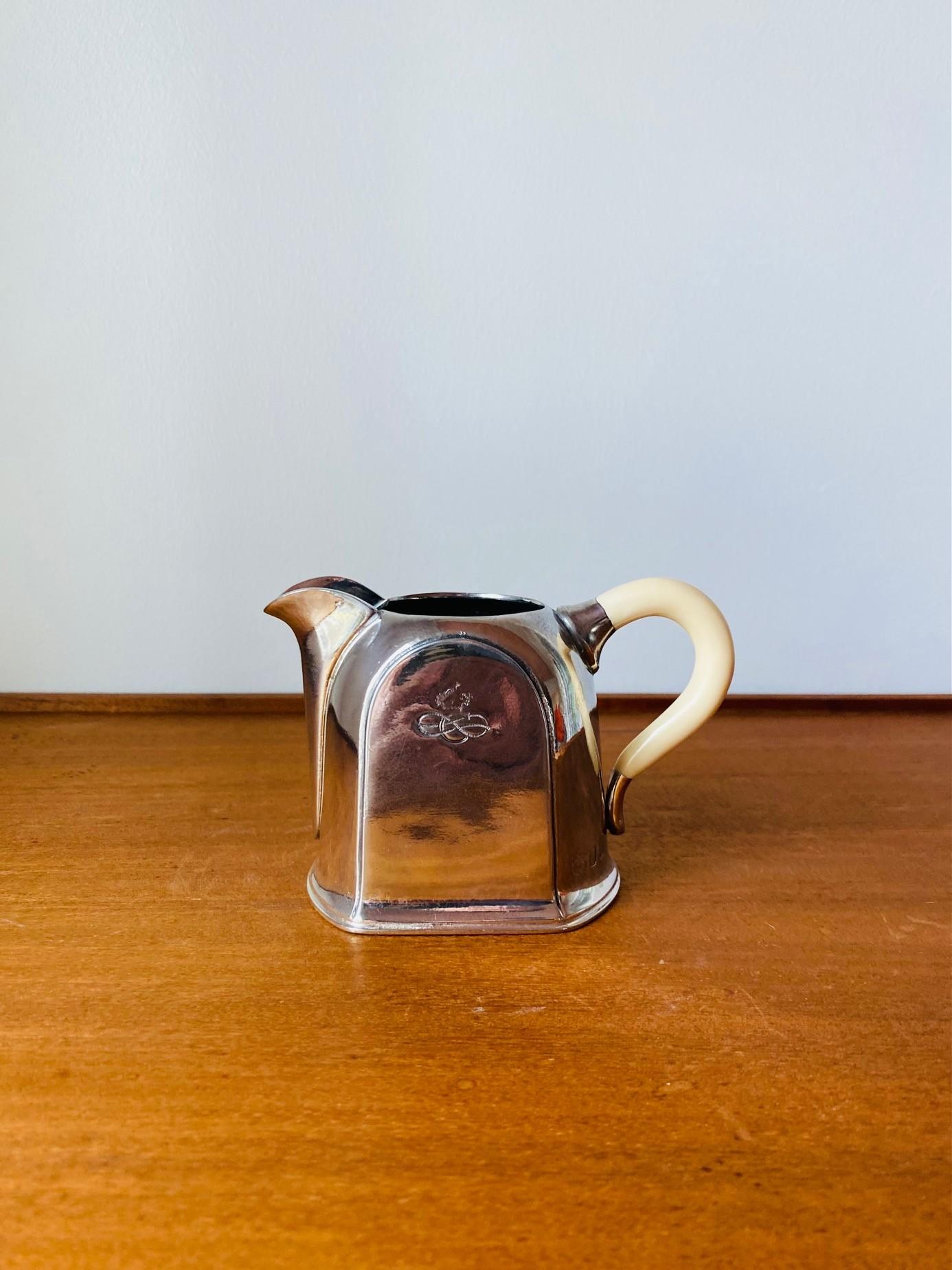 Art Deco Vintage Hotel Sterling Silver Ocean Liner Tea Coffee Set (Italy) For Sale 4