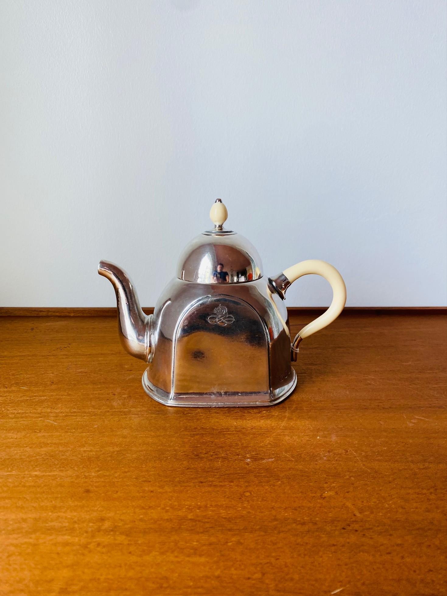 Art Deco Vintage Hotel Sterling Silver Ocean Liner Tea Coffee Set (Italy) For Sale 5