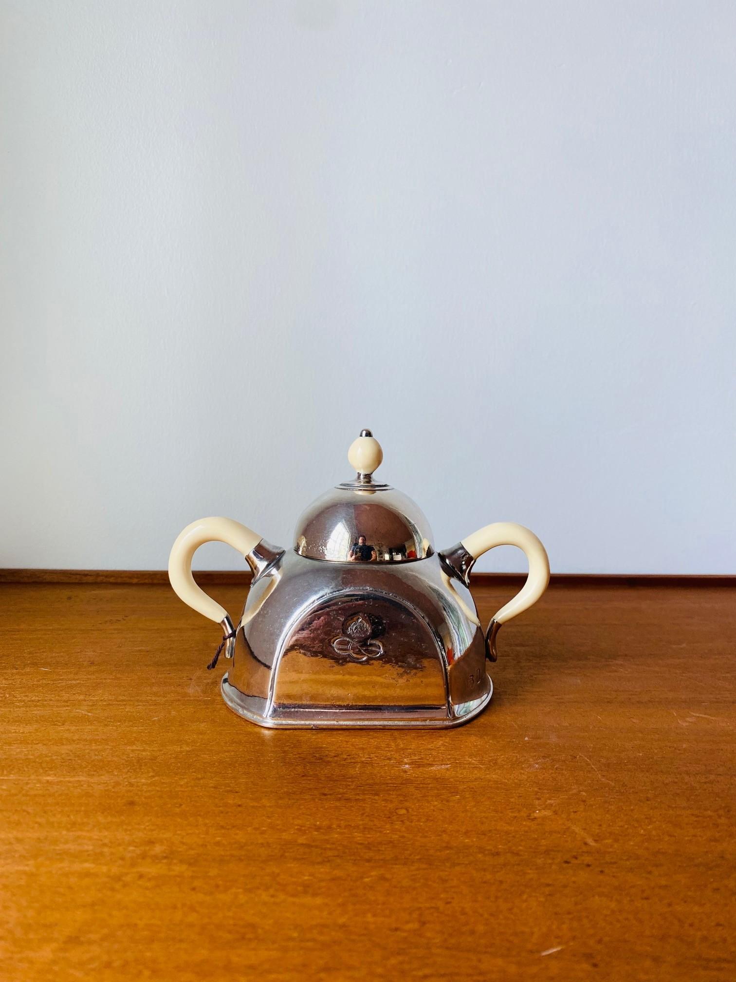 Art Deco Vintage Hotel Sterling Silver Ocean Liner Tea Coffee Set (Italy) For Sale 3