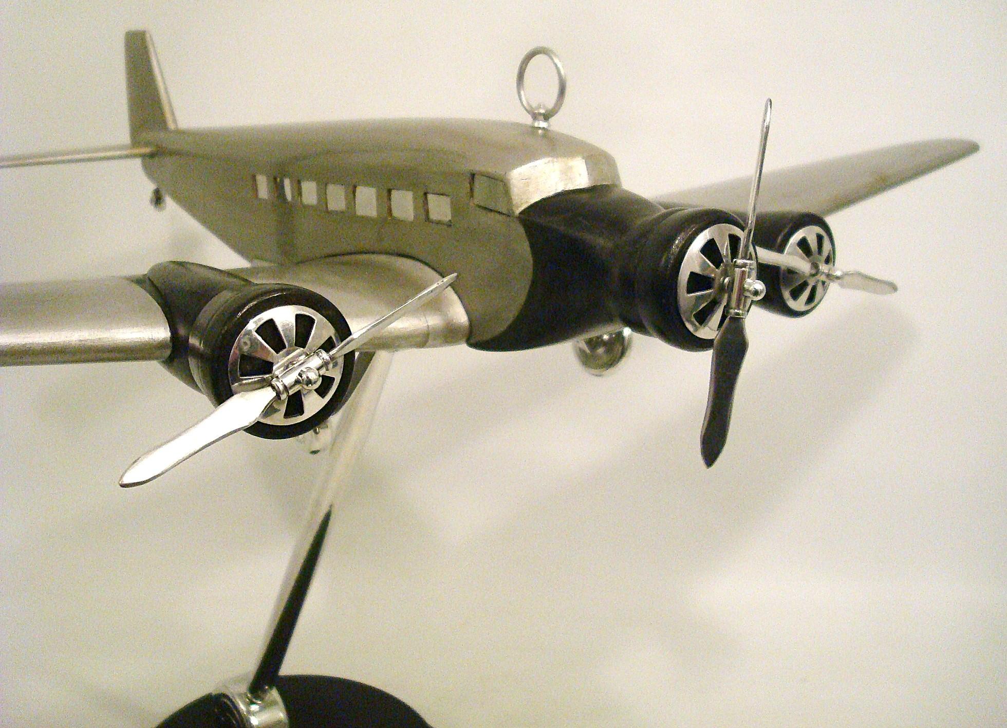 Art of Vintage Vintage Junkers Airplane Desk Model 1930's Bon état - En vente à Buenos Aires, Olivos