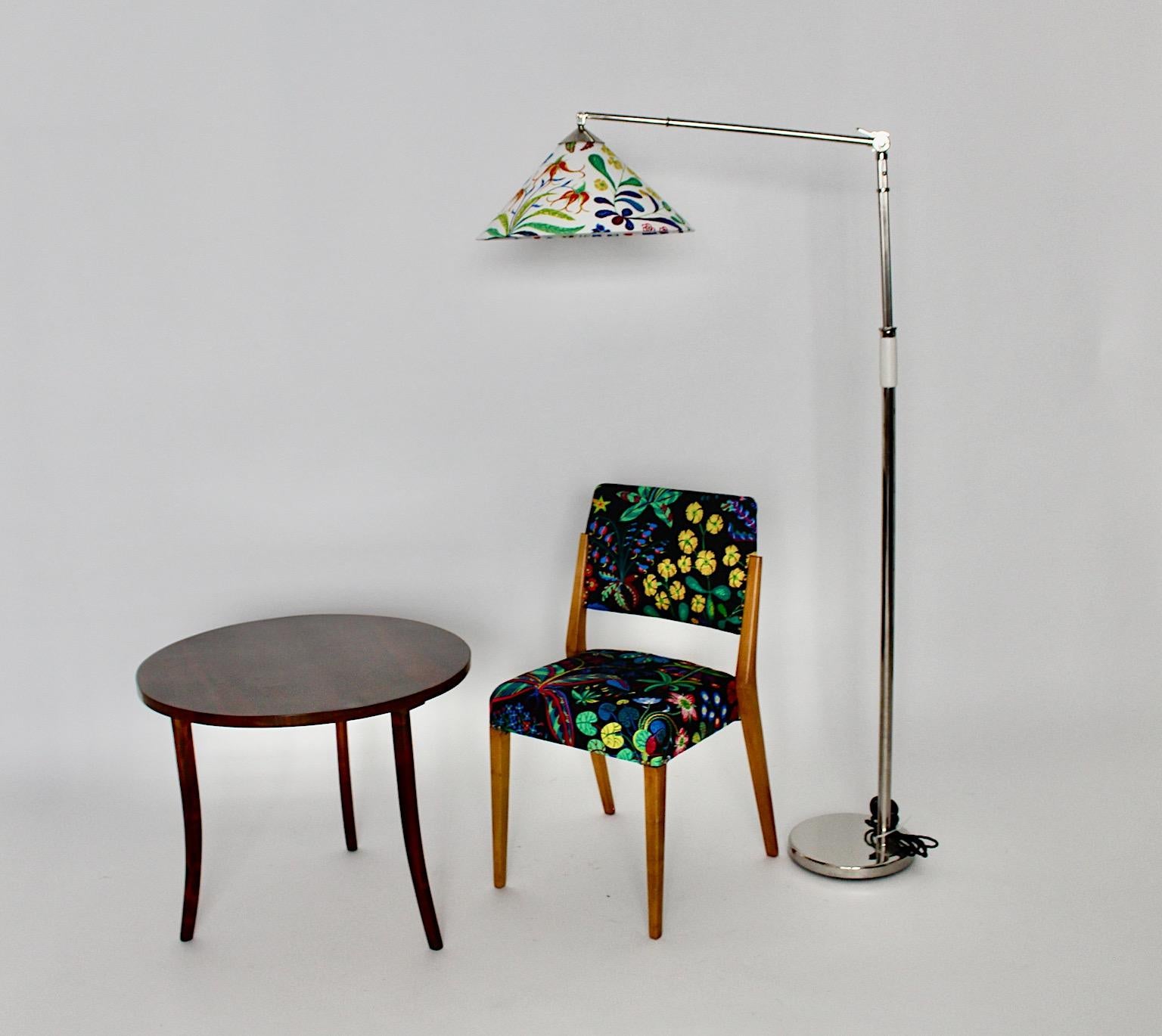 Metà XX secolo Lampada da terra Art Deco vintage in nichel Kaspar & Sic Josef Frank Tessuto Vienna, 1932 in vendita