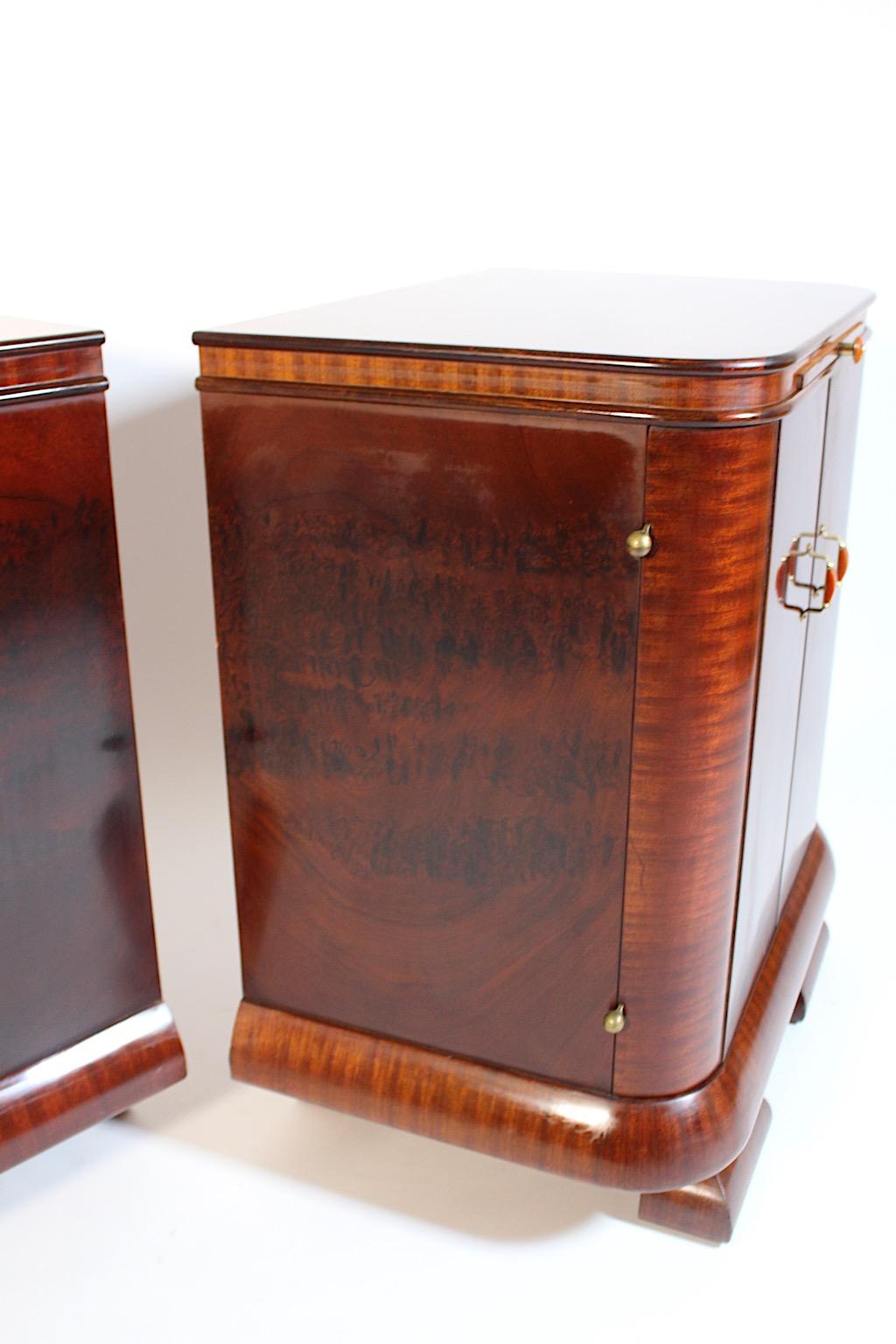Art Deco Vintage Night Stands Pair Duo Walnut Bakelite Brass 1930s Austria For Sale 9