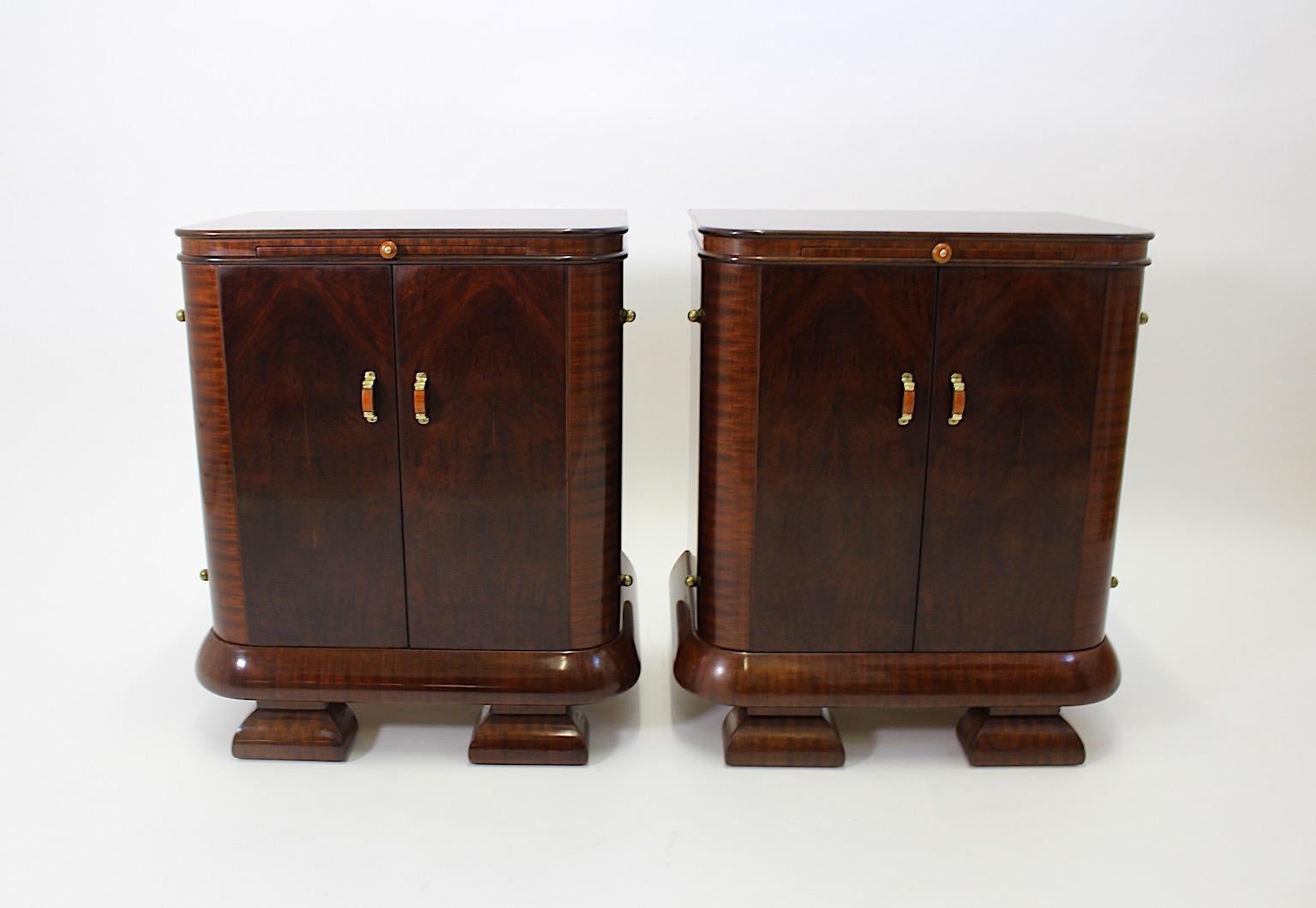 Art Deco Vintage Night Stands Pair Duo Walnut Bakelite Brass 1930s Austria For Sale 11