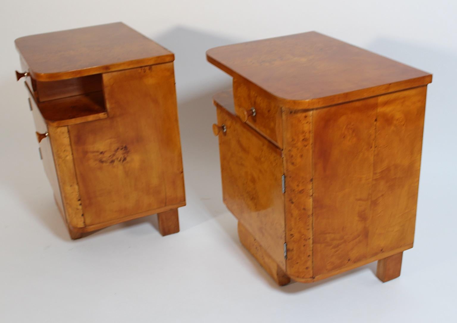 Art Deco Vintage Nachttische Paar Duo Licht Brown Pappel Root Wood 1930er Jahre Österreich 4