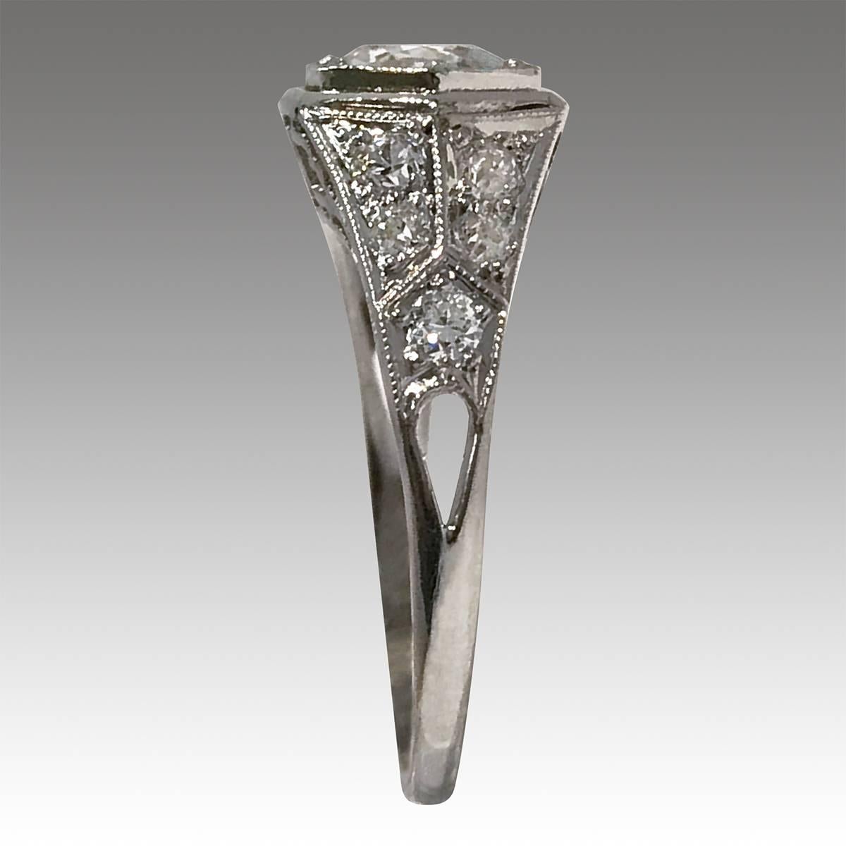 Old European Cut Art Deco Platinum Diamond Ring - Hexagon Setting