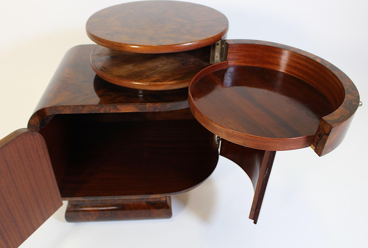 Art of Vintage Marrone Lucido Noce Nichel Cassapanca Geometrica c 1930 Vienna in vendita 3