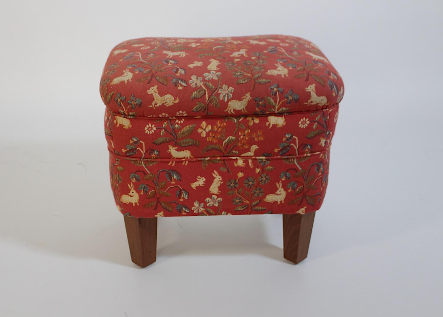 Art Deco vintage rectangular vintage tabouret or stool from beech and soft pink original textile fabric by Friedrich Otto Schmidt circa 1925, Vienna.
An amazing tabouret or stool in rectangular shape with four ( 4 ) squared feet from solid