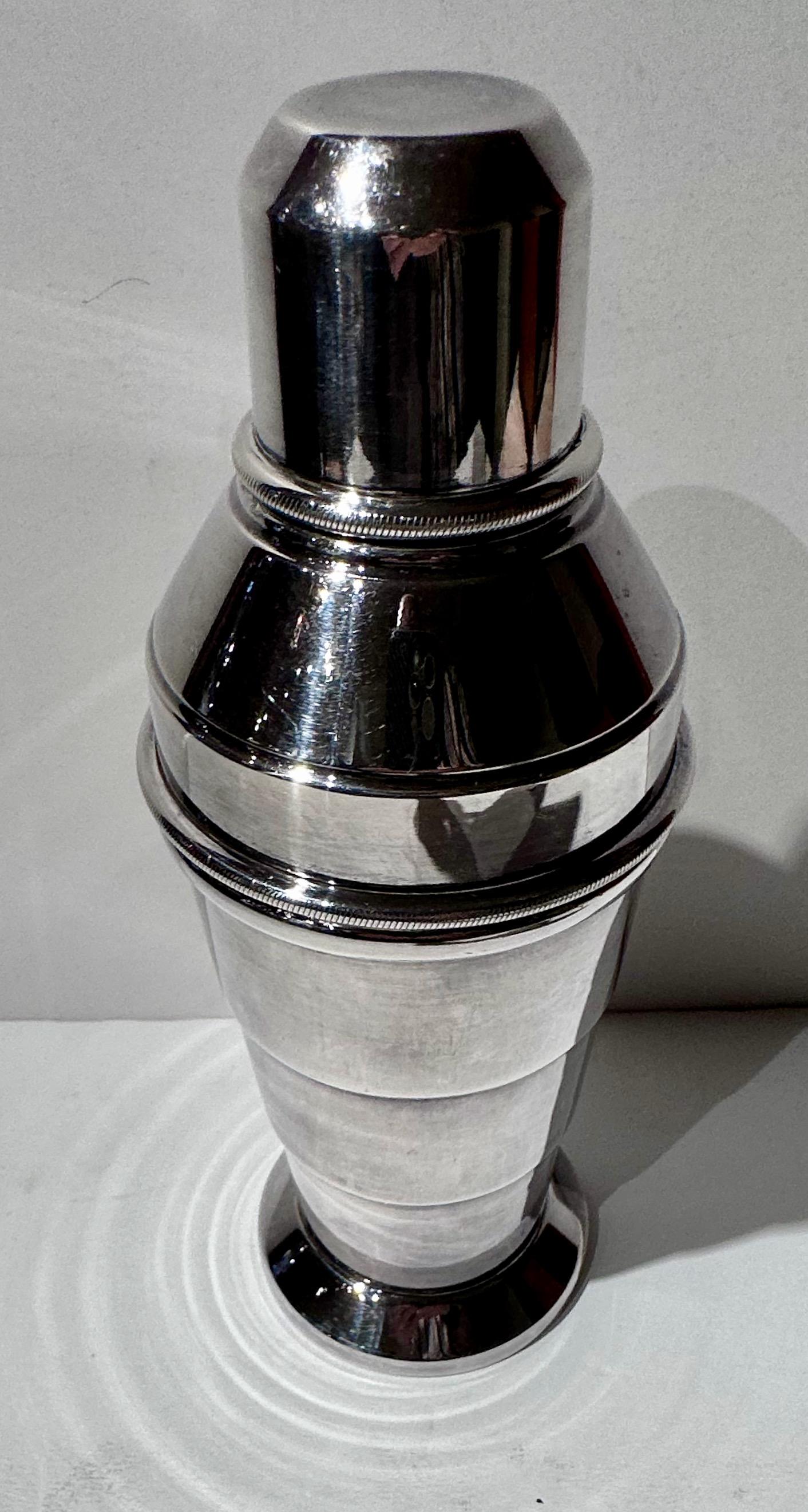 English Art Deco Vintage Silver Plated Stepped Cocktail Shaker by A L Davenport Ltd For Sale