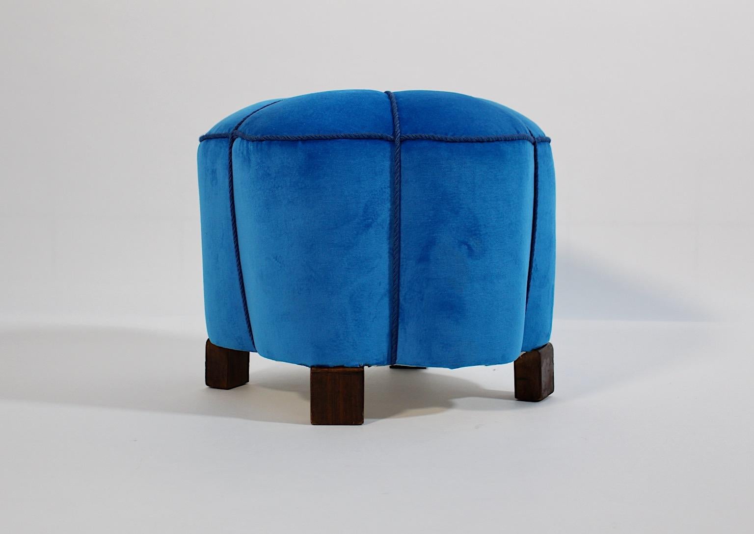 Art Decó Vintage Estrellado como Puf Taburete Haya Azul Terciopelo 1930s Austria Austríaco en venta