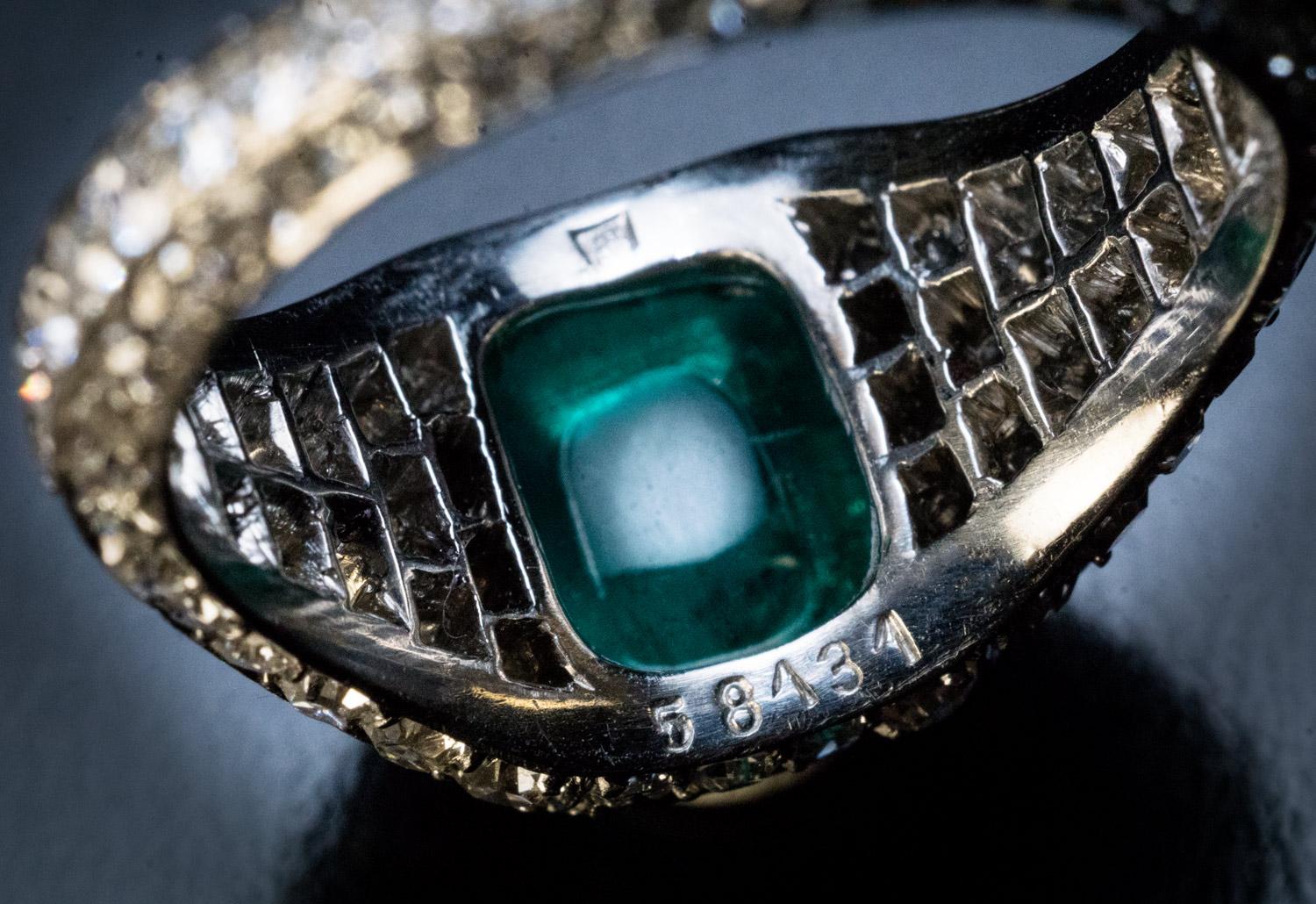 Art Deco Vintage Sugarloaf Emerald Diamond Platinum Engagement Ring 2