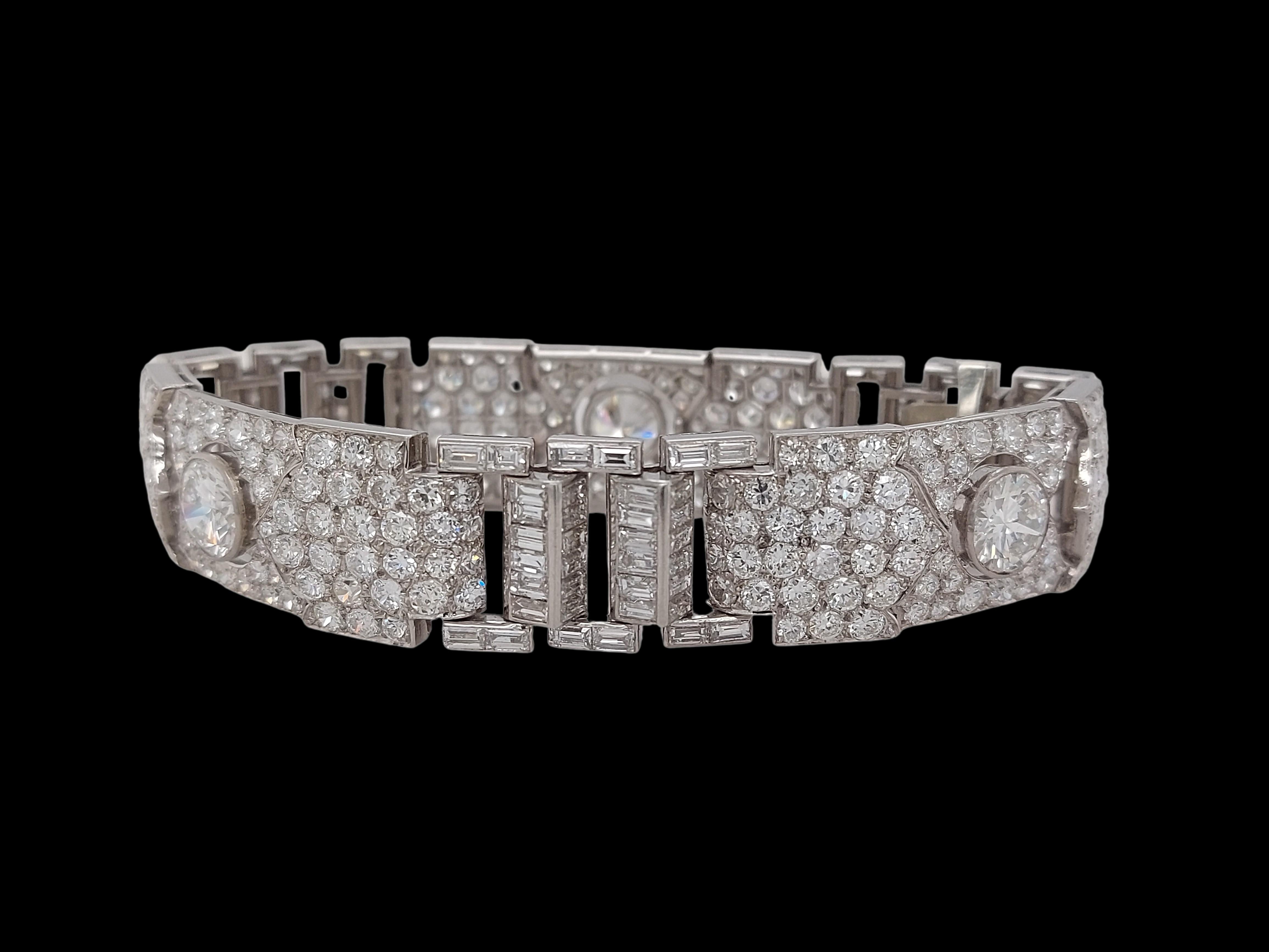 Bracelet Art Déco vintage unique en platine massif 36 carats  en vente 9