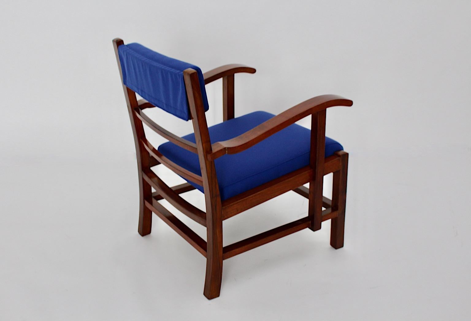 Art Deco Vintage Walnut Blue Fabric Armchair Lounge Chair circa 1925 Vienna For Sale 1