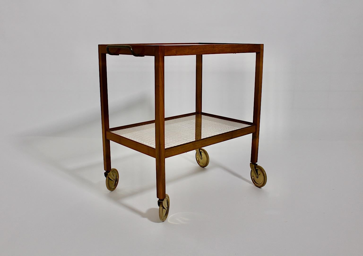 Art Deco Vintage Walnut Brass Bar Cart or Serving Table circa 1935 Austria In Good Condition For Sale In Vienna, AT