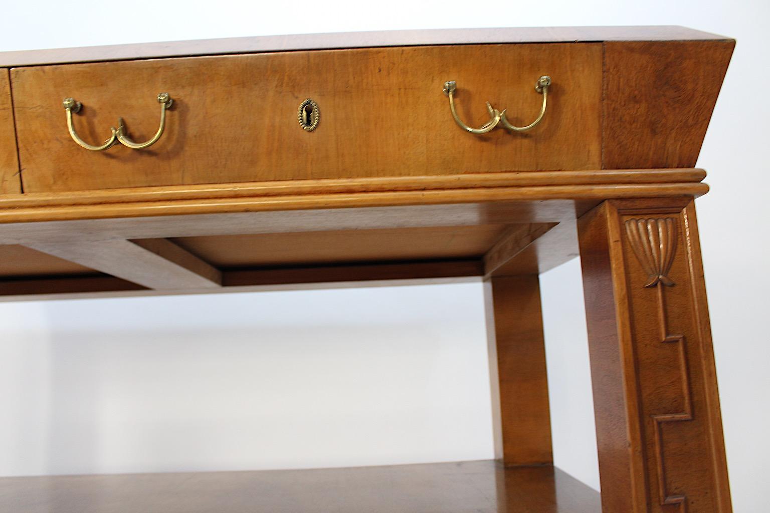 Art of Vintage Vintage Walnut Brass Side Board Console Table Circle Dagobert Peche en vente 3